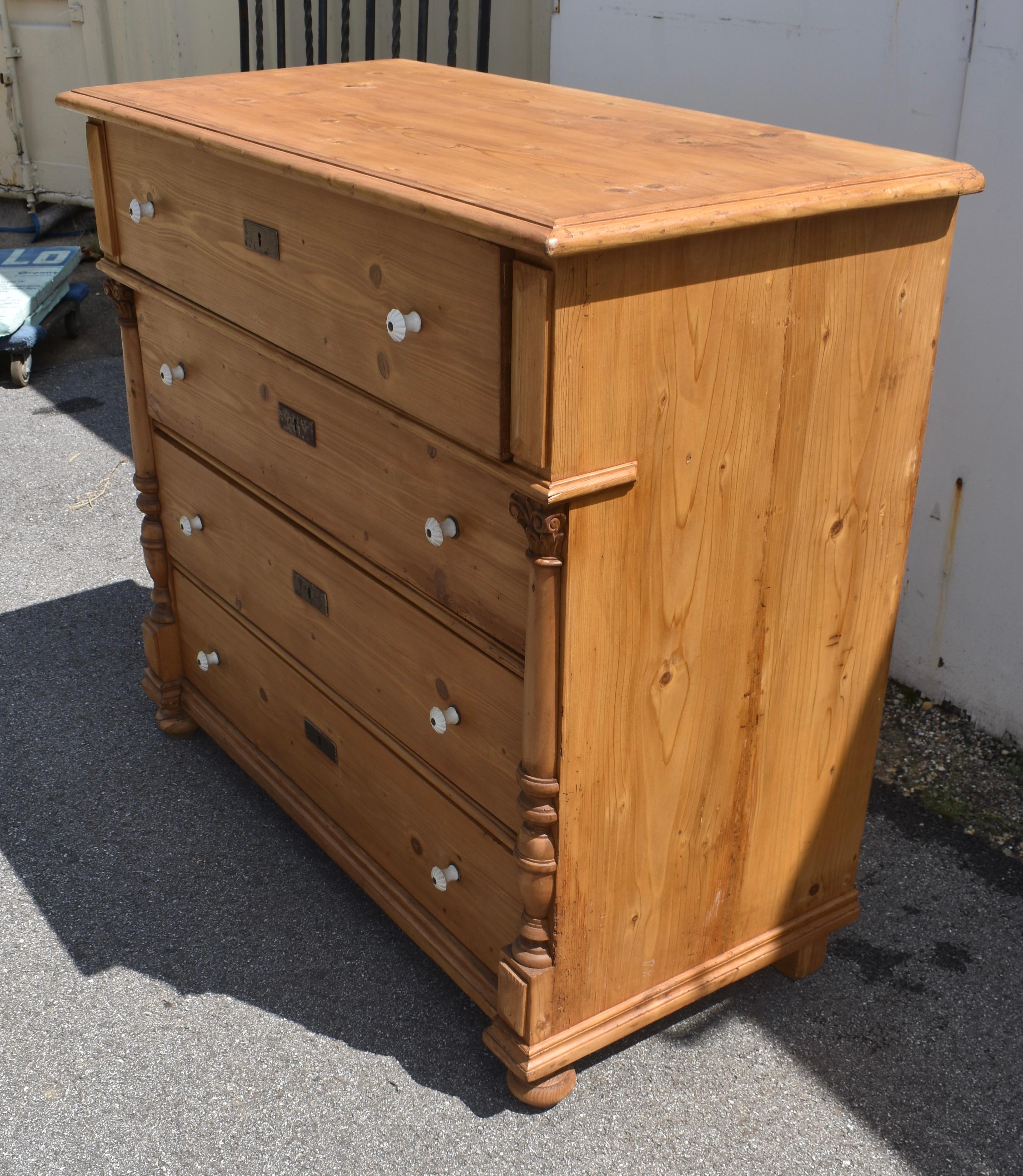 19th Century Pine Chest of Four Drawers For Sale