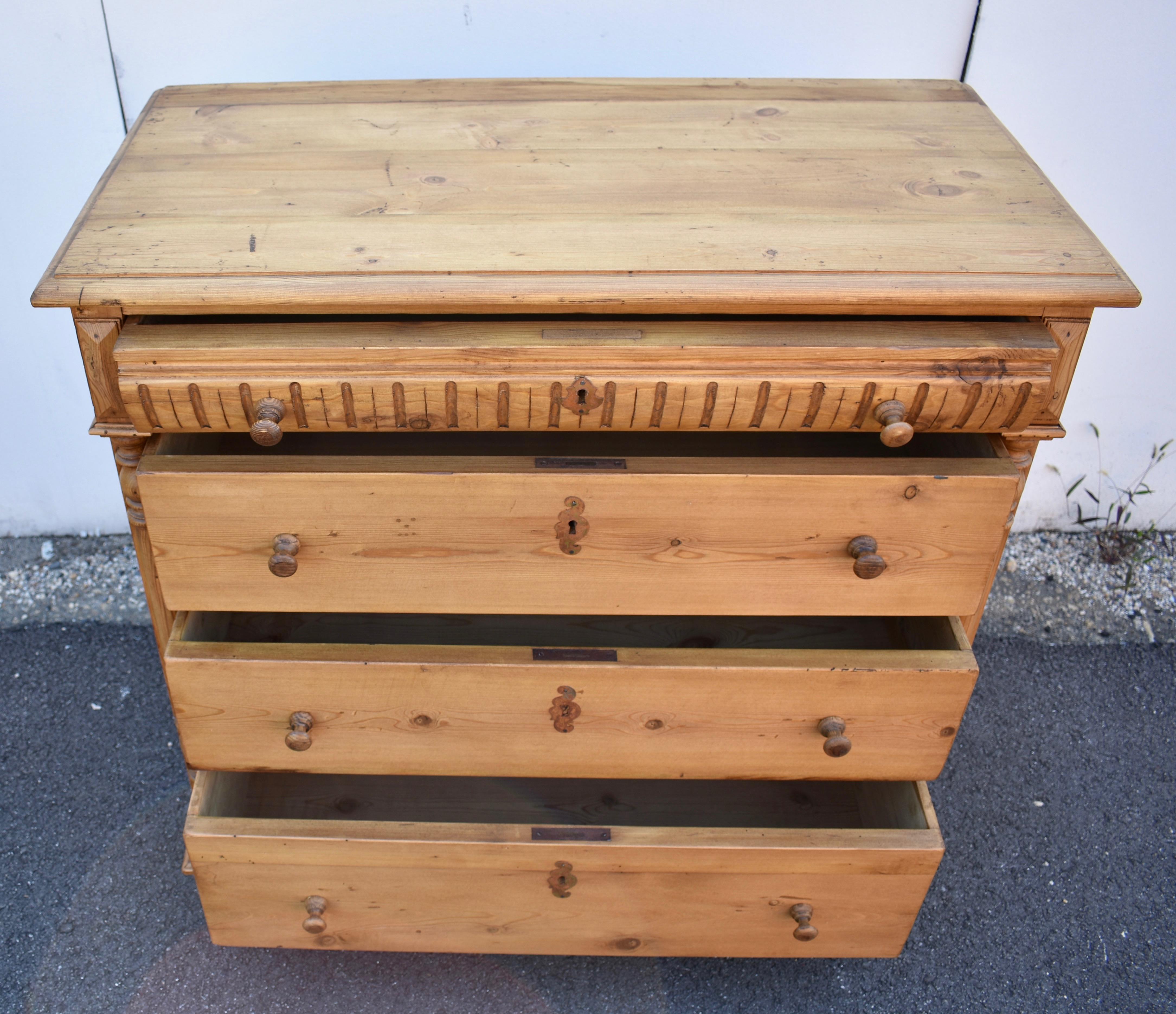 Pine Chest of Four Drawers For Sale 2