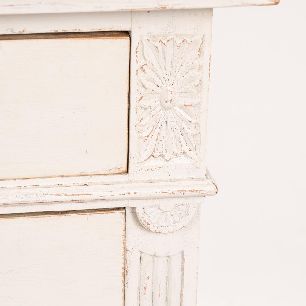 Pine Chest of Four Drawers Painted White, Denmark circa 1860-80 For Sale 5