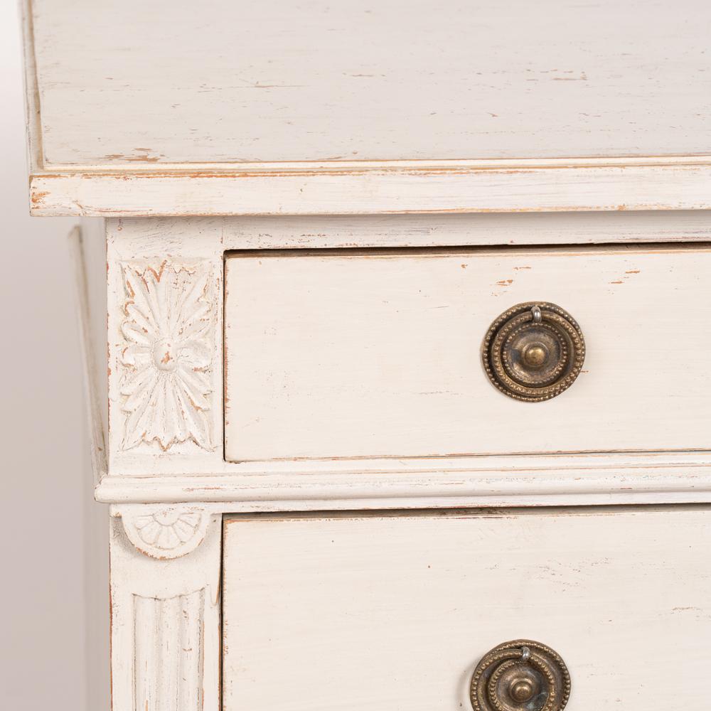 Pine Chest of Four Drawers Painted White, Denmark circa 1860-80 For Sale 1
