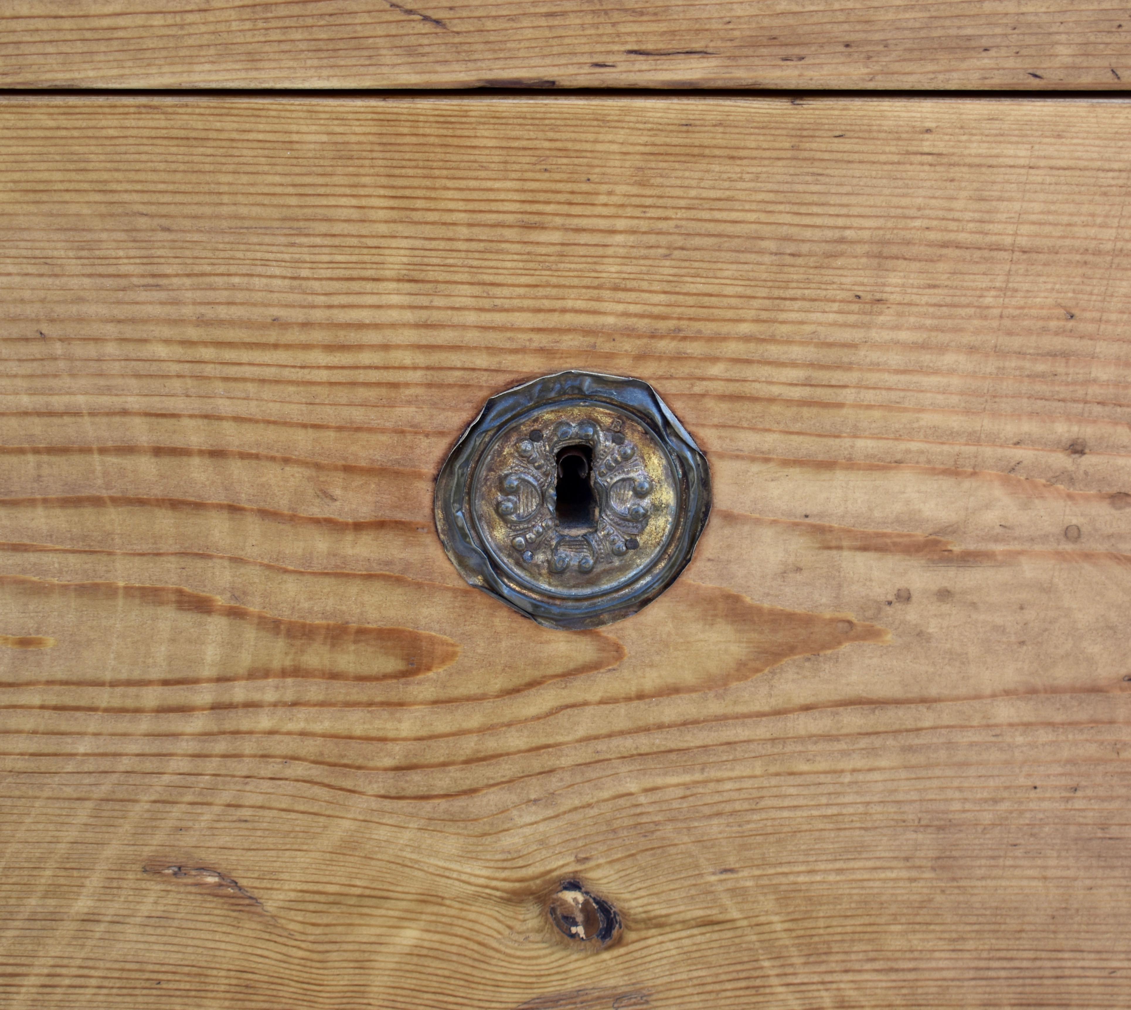 Pine Chest of Three Drawers 1