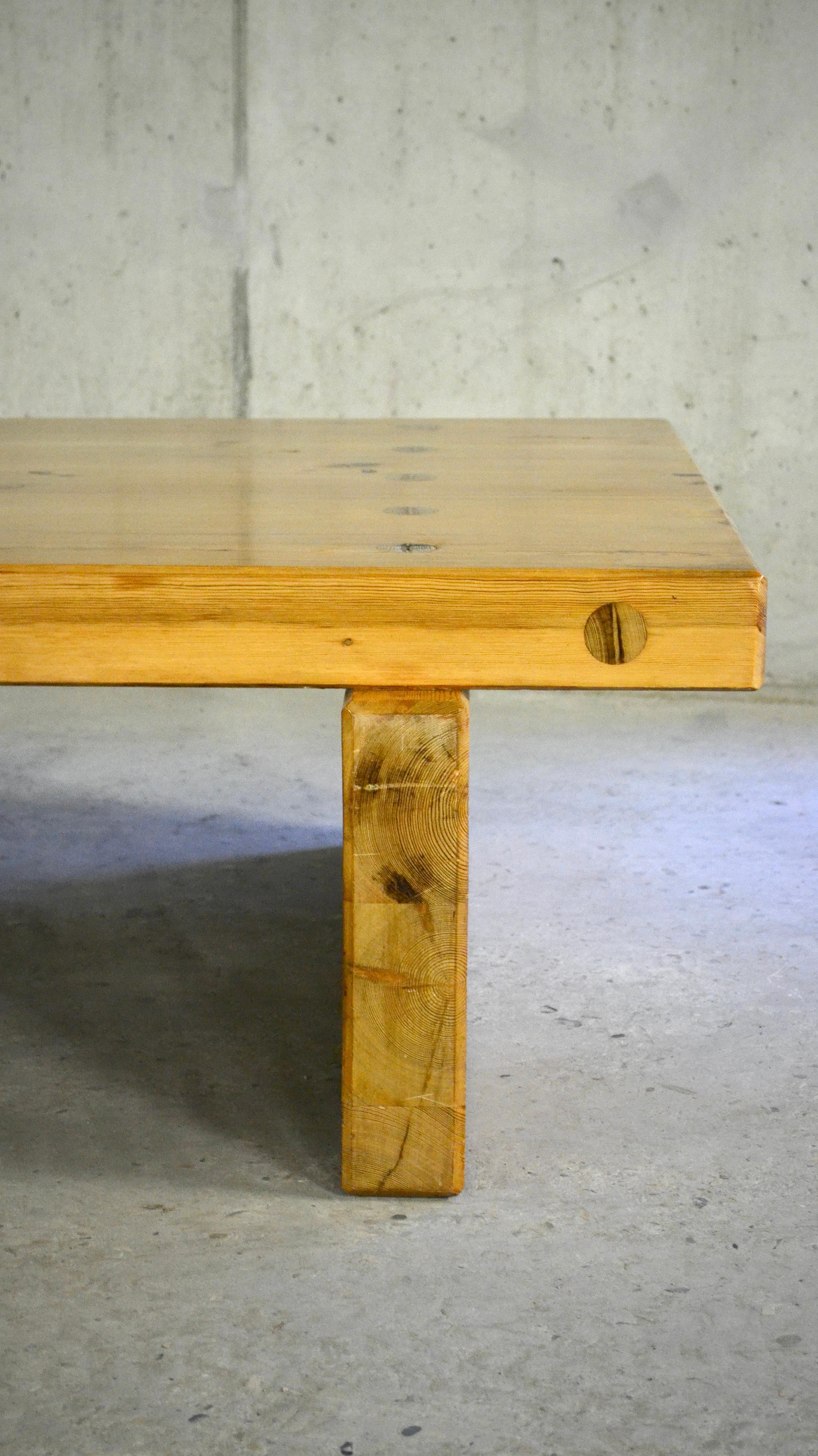 Pine Coffee Table, Roland Wilhelmsson, Sweden, 1970's For Sale 7