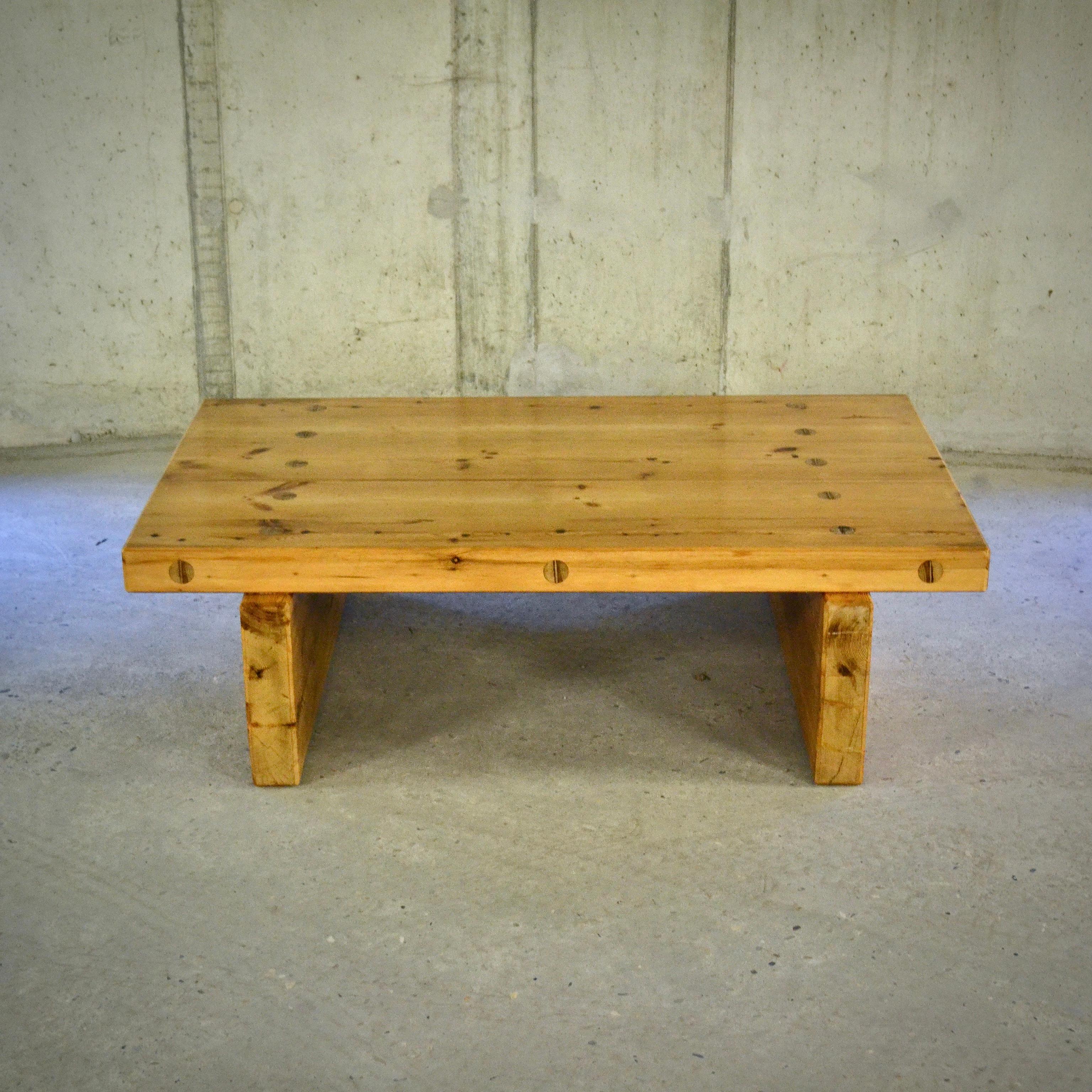 Swedish Pine Coffee Table, Roland Wilhelmsson, Sweden, 1970's For Sale