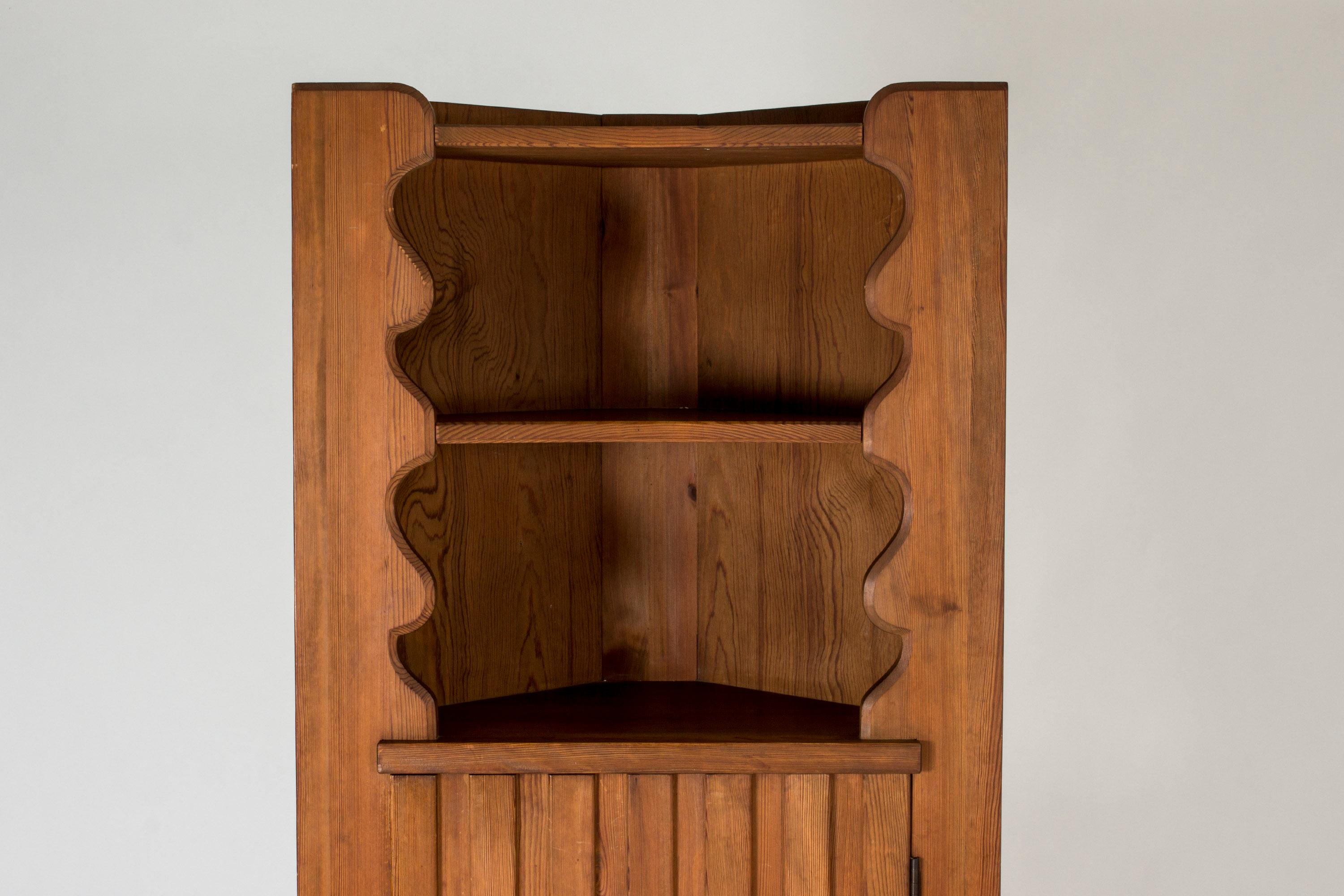Scandinavian Modern Pine Corner Cabinet, “Utö”, by Axel Einar Hjorth