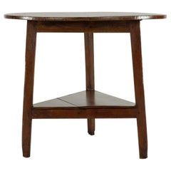Pine Cricket Table