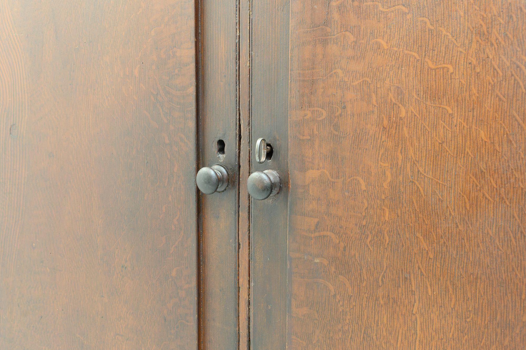 Late 19th Century Pine Cupboard For Sale