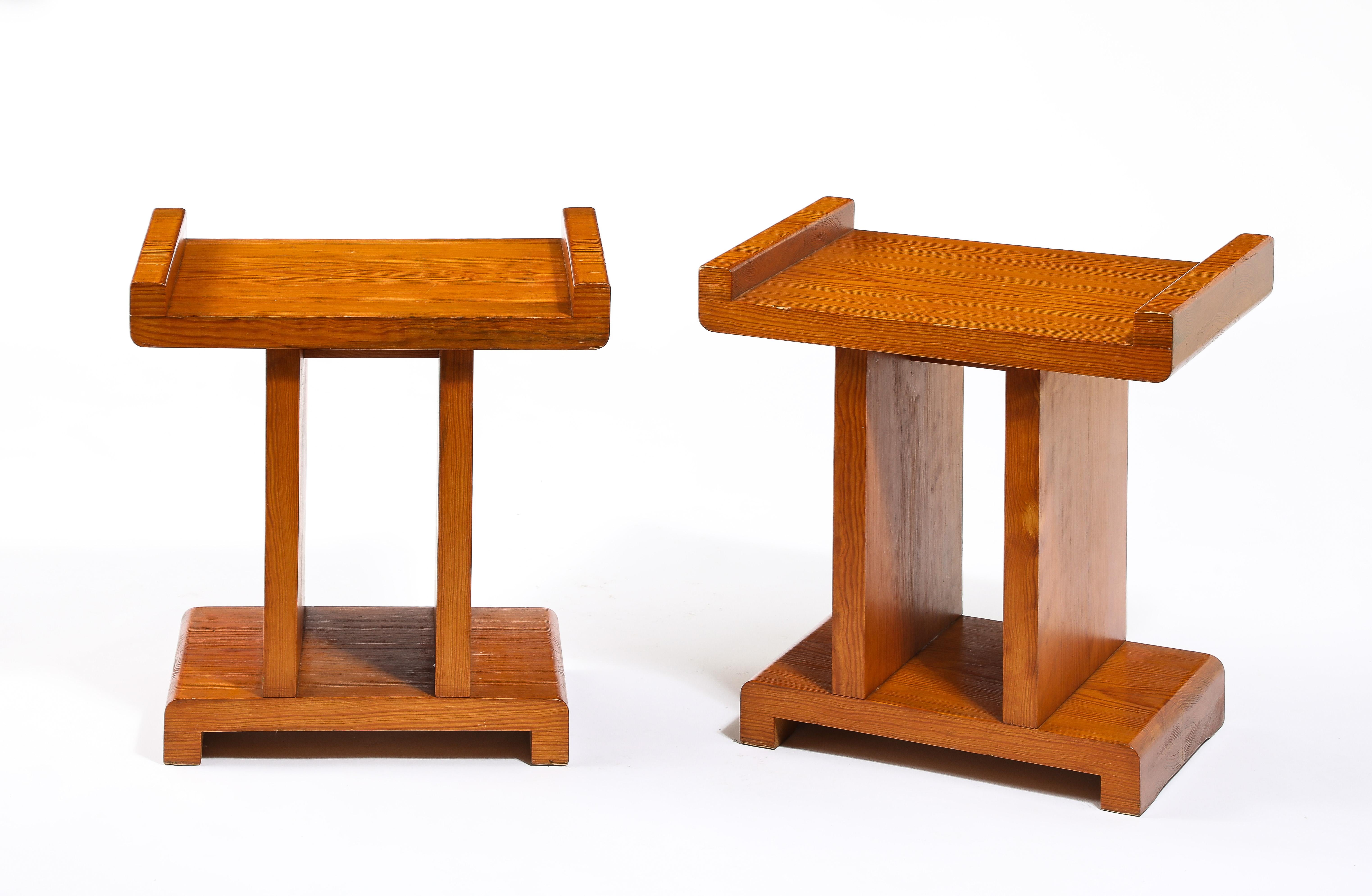 Mid-Century Modern Pine Curved Tops Table or Stools, France 1950's For Sale