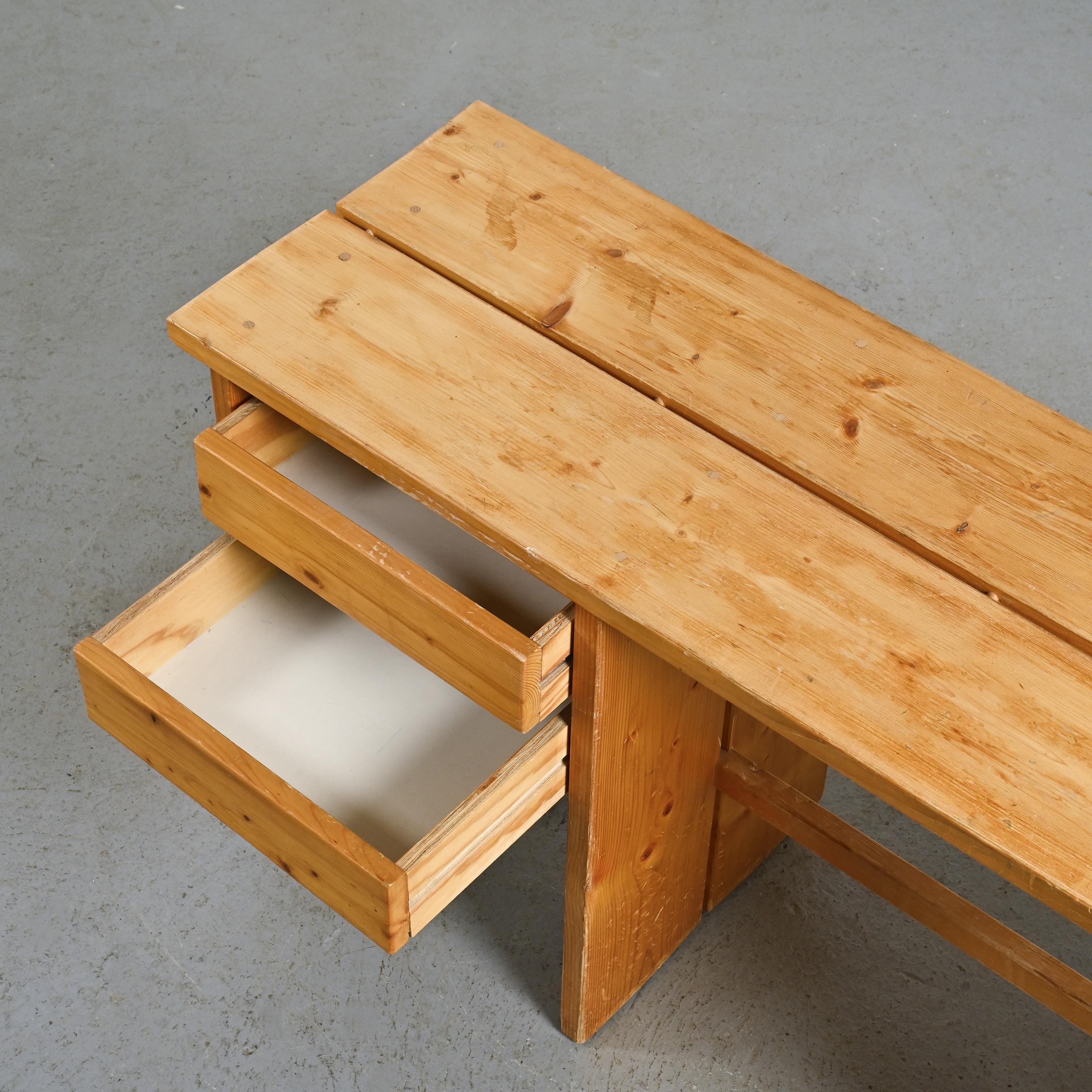 20th Century Pine desk, Mobilier Gal La Plagne, 1960s For Sale