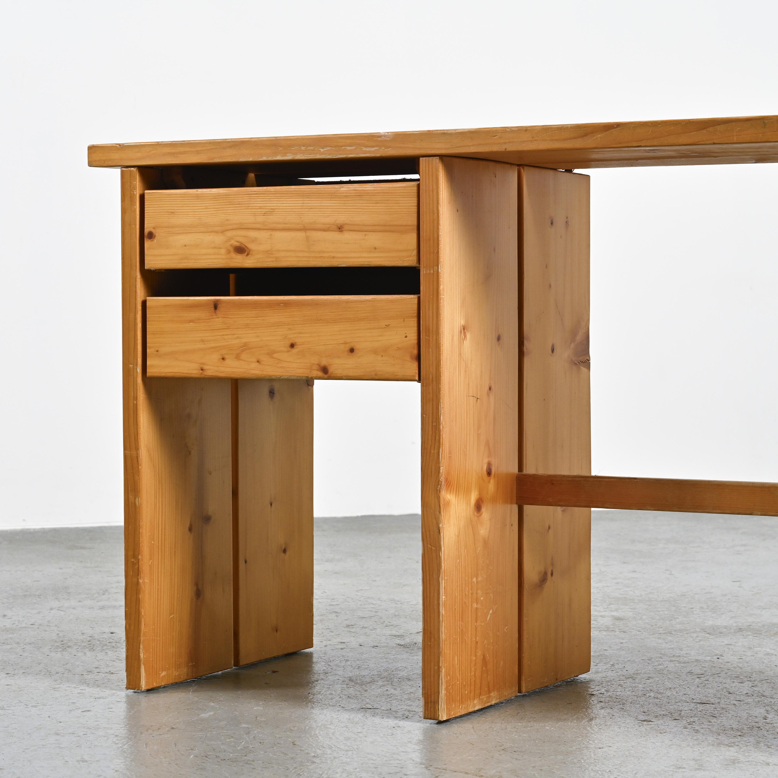 Pine desk, Mobilier Gal La Plagne, 1960s For Sale 2