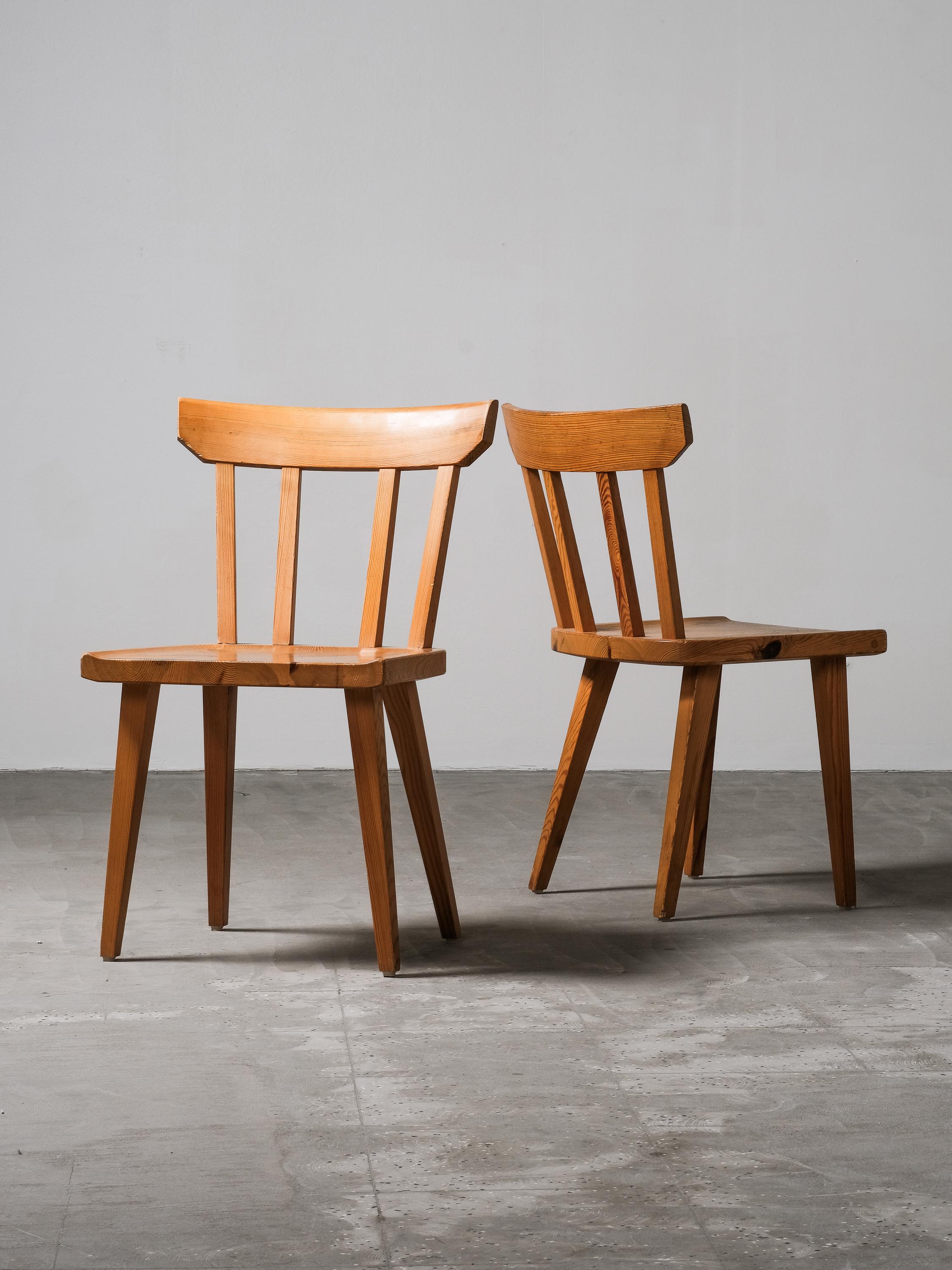 Sedie da pranzo in pino di Göran Malmvall per Karl Andersson & Söner, anni '70, set di 8 pezzi in vendita 7