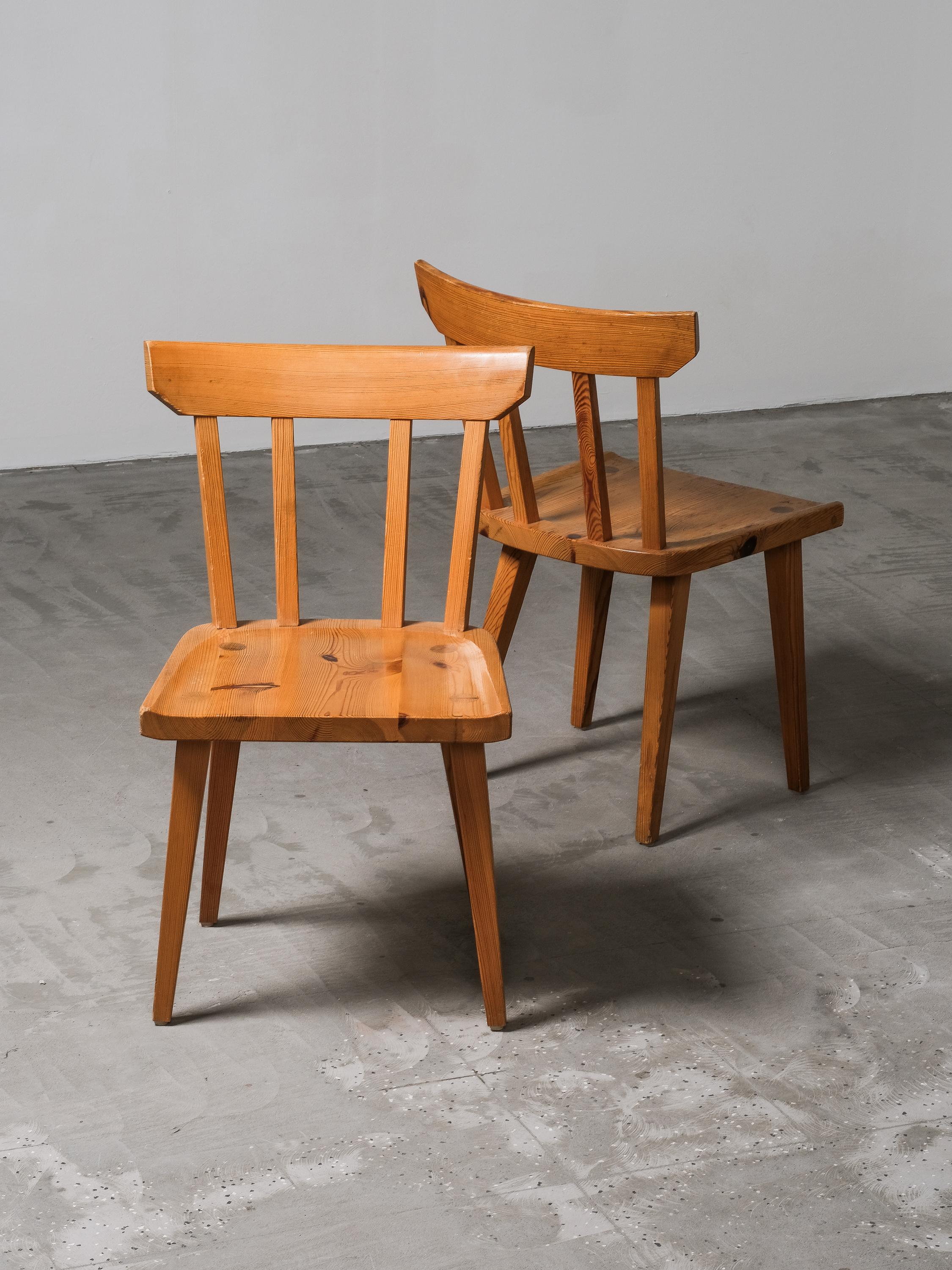 Sedie da pranzo in pino di Göran Malmvall per Karl Andersson & Söner, anni '70, set di 8 pezzi in vendita 8