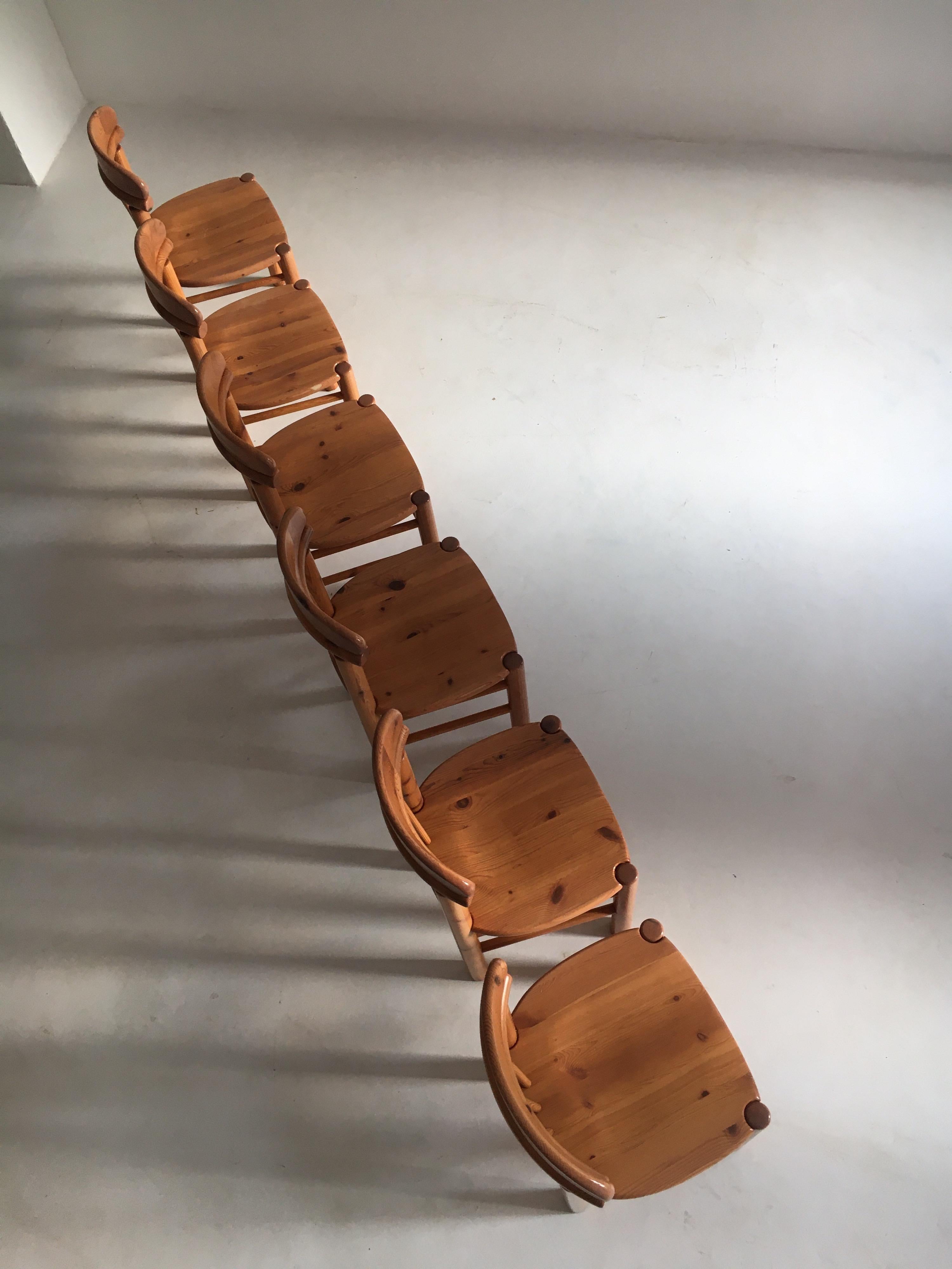 Mid-Century moderno Set di sei sedie da pranzo in pino Rainer Daumiller, Danimarca, 1970 in vendita