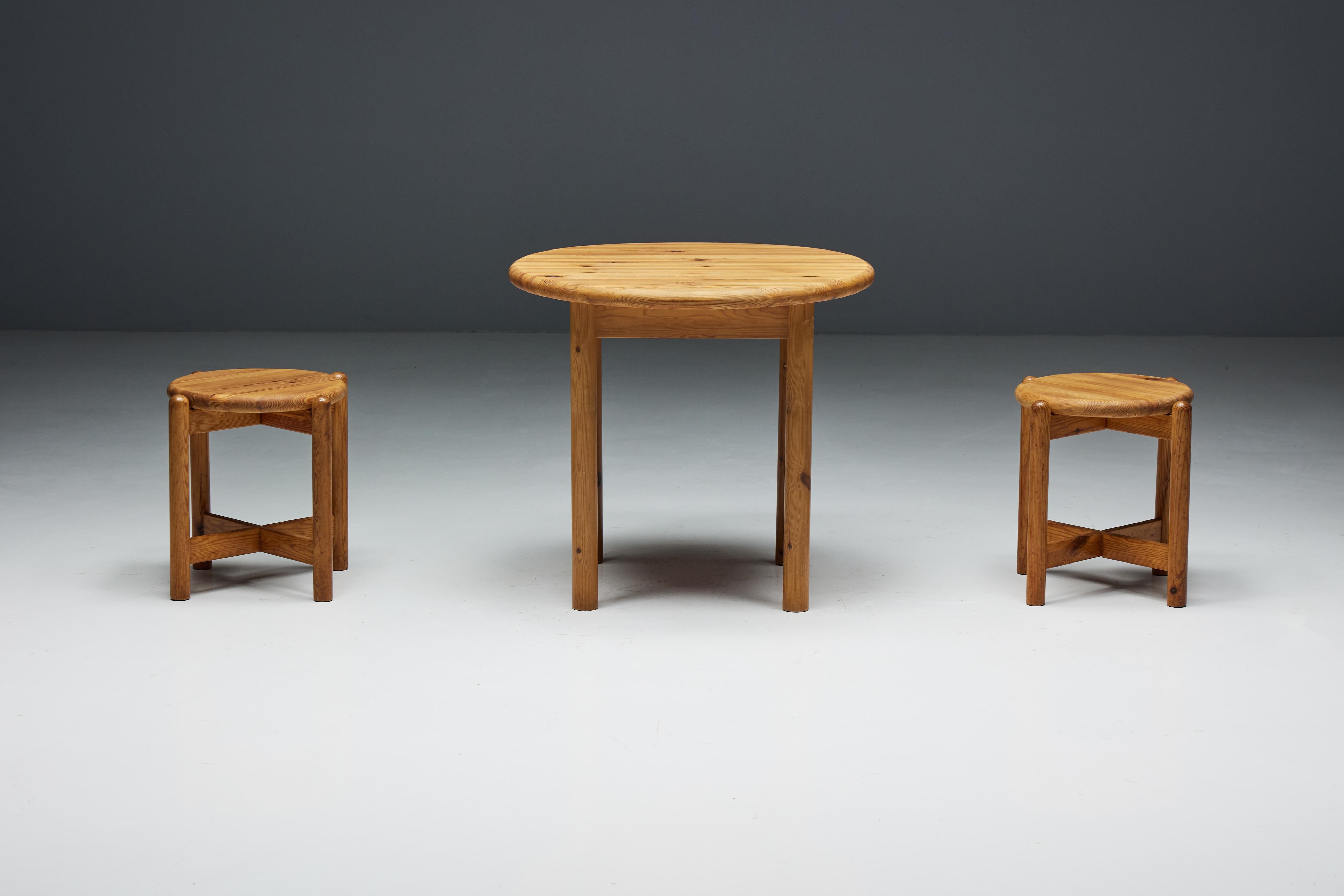 Pine Dining Set by Rainer Daumiller, Denmark, 1970s In Excellent Condition For Sale In Antwerp, BE