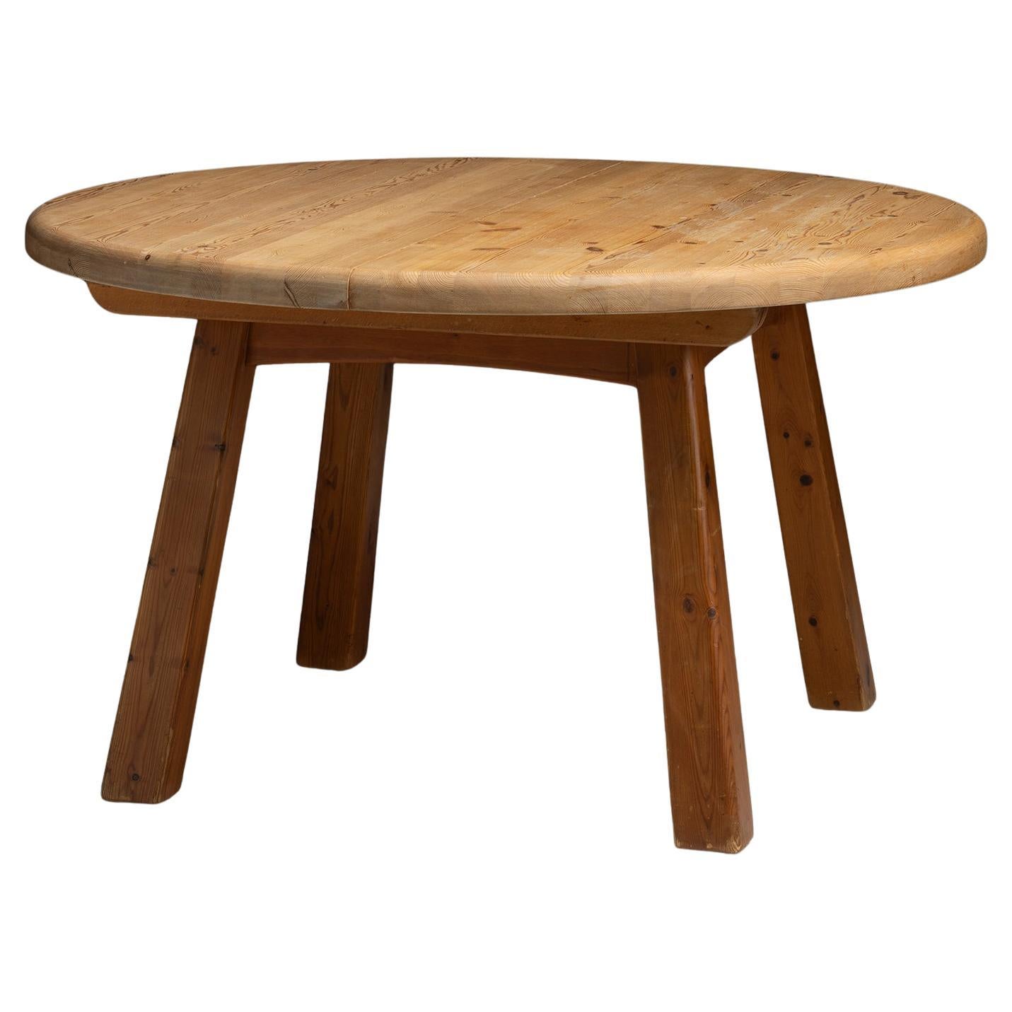 Pine Dining Table by Wasa Mobel, Germany circa 1990 For Sale
