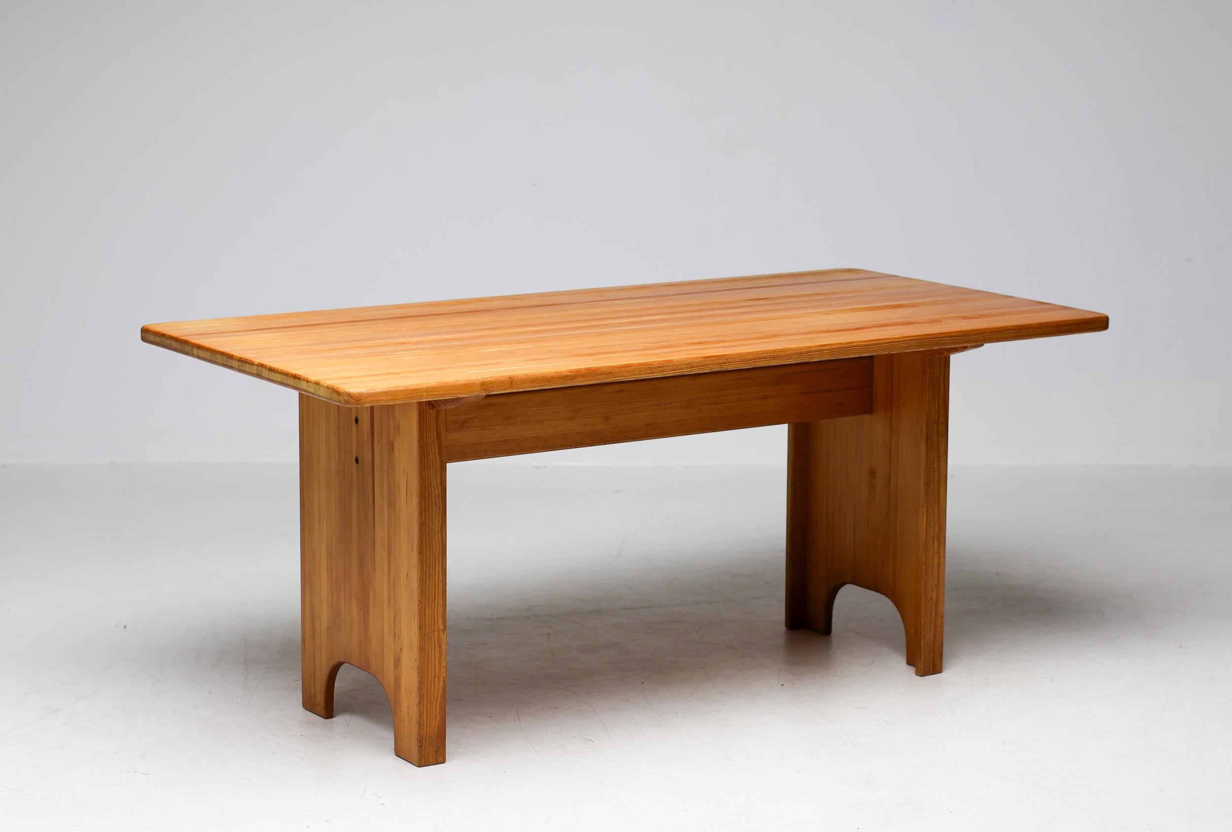 Pine Dining Table by Yngve Ekström for Swedese, Sweden, 1960s en vente 8
