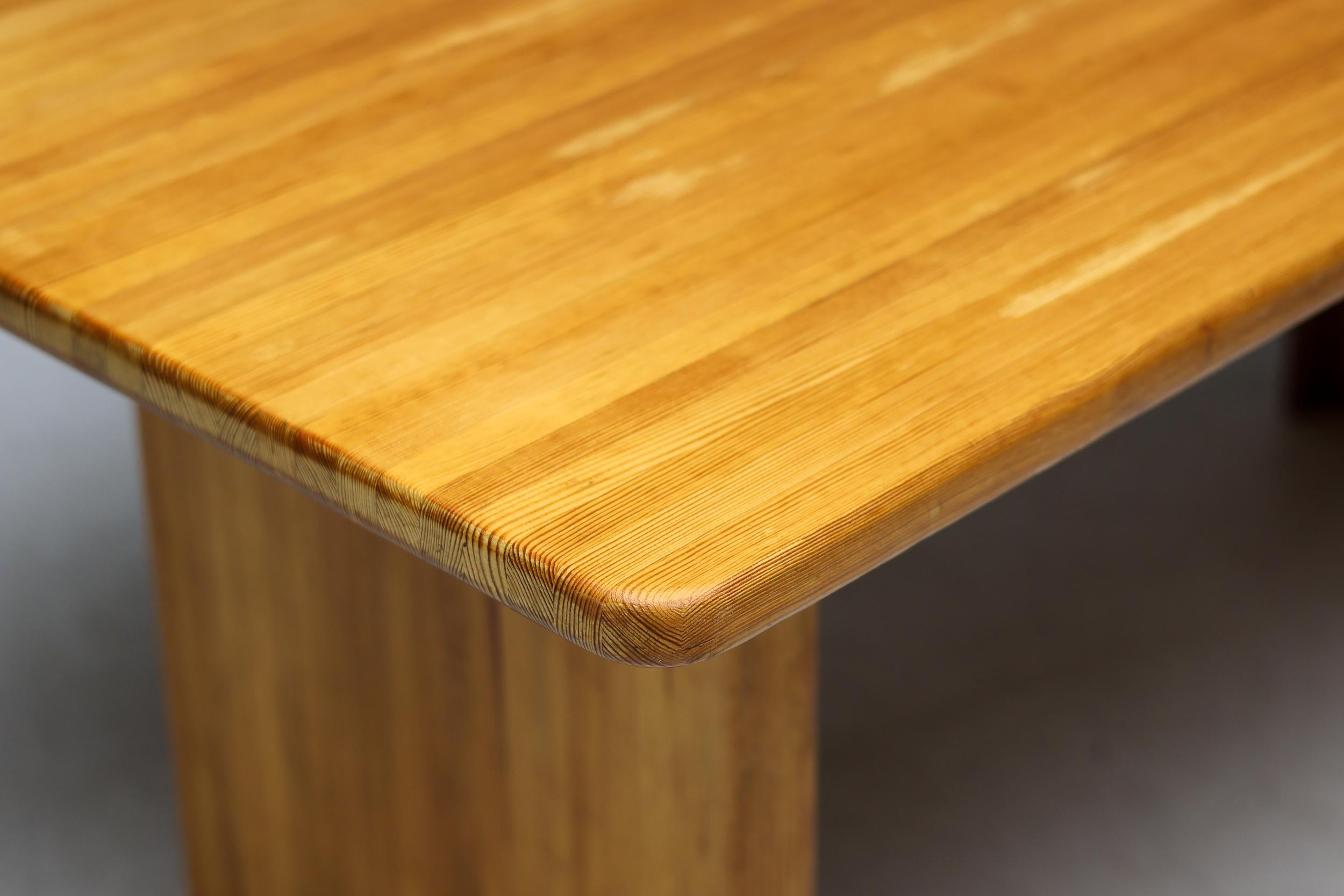 Table de salle à manger en pin par Yngve Ekström, Suède, 1960 en vente 6