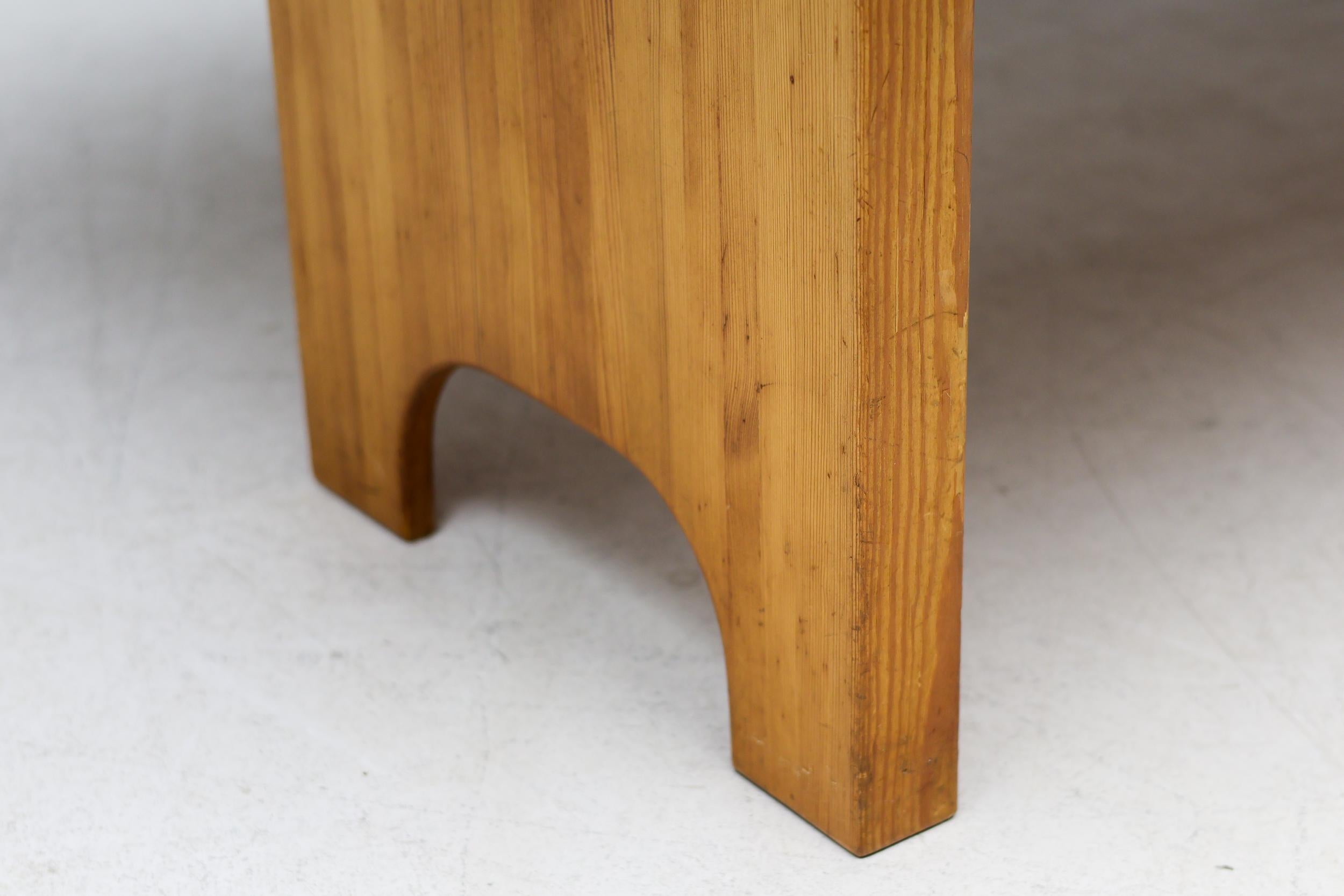 Table de salle à manger en pin par Yngve Ekström, Suède, 1960 Bon état - En vente à Dronten, NL