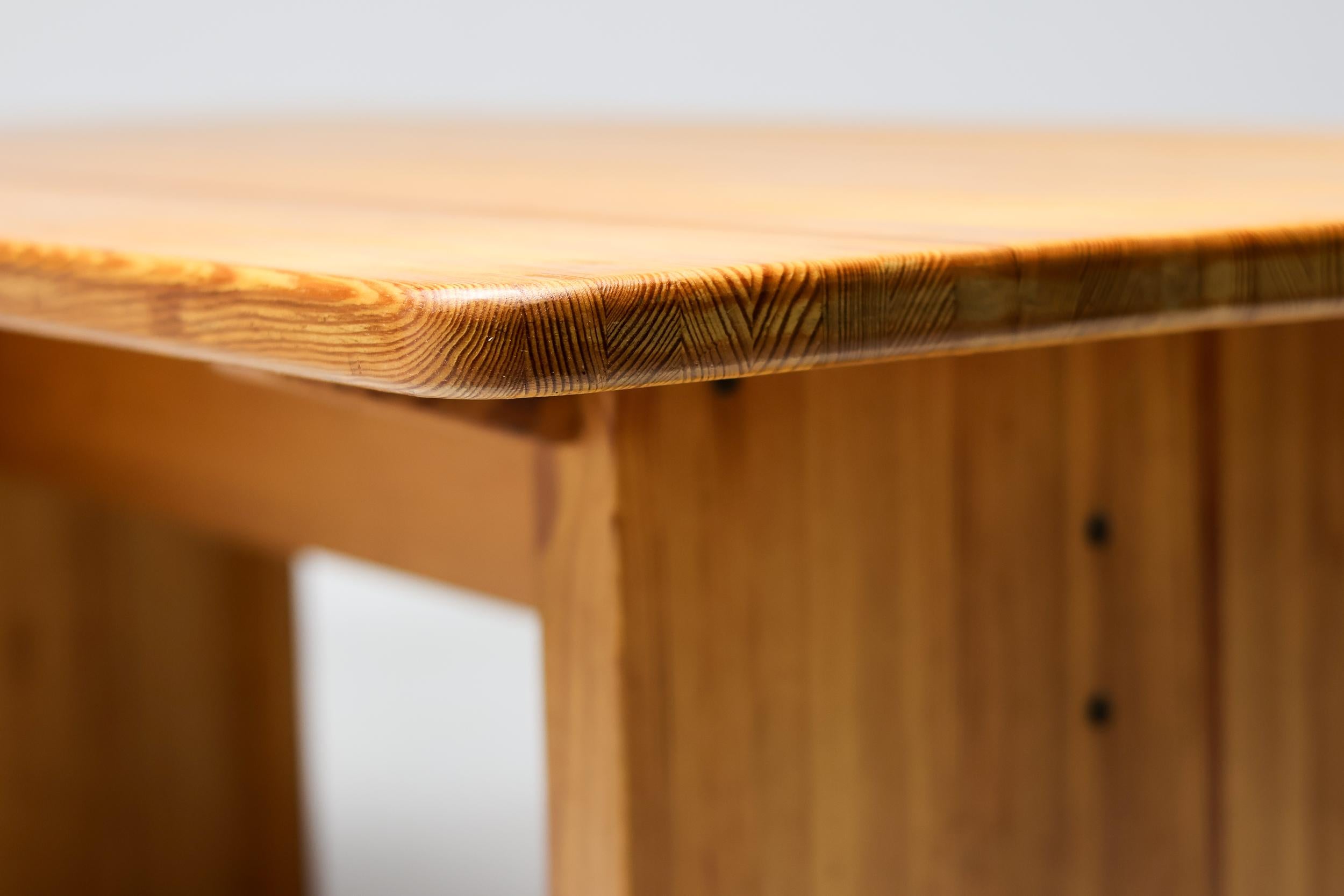 Table de salle à manger en pin par Yngve Ekström, Suède, 1960 en vente 2