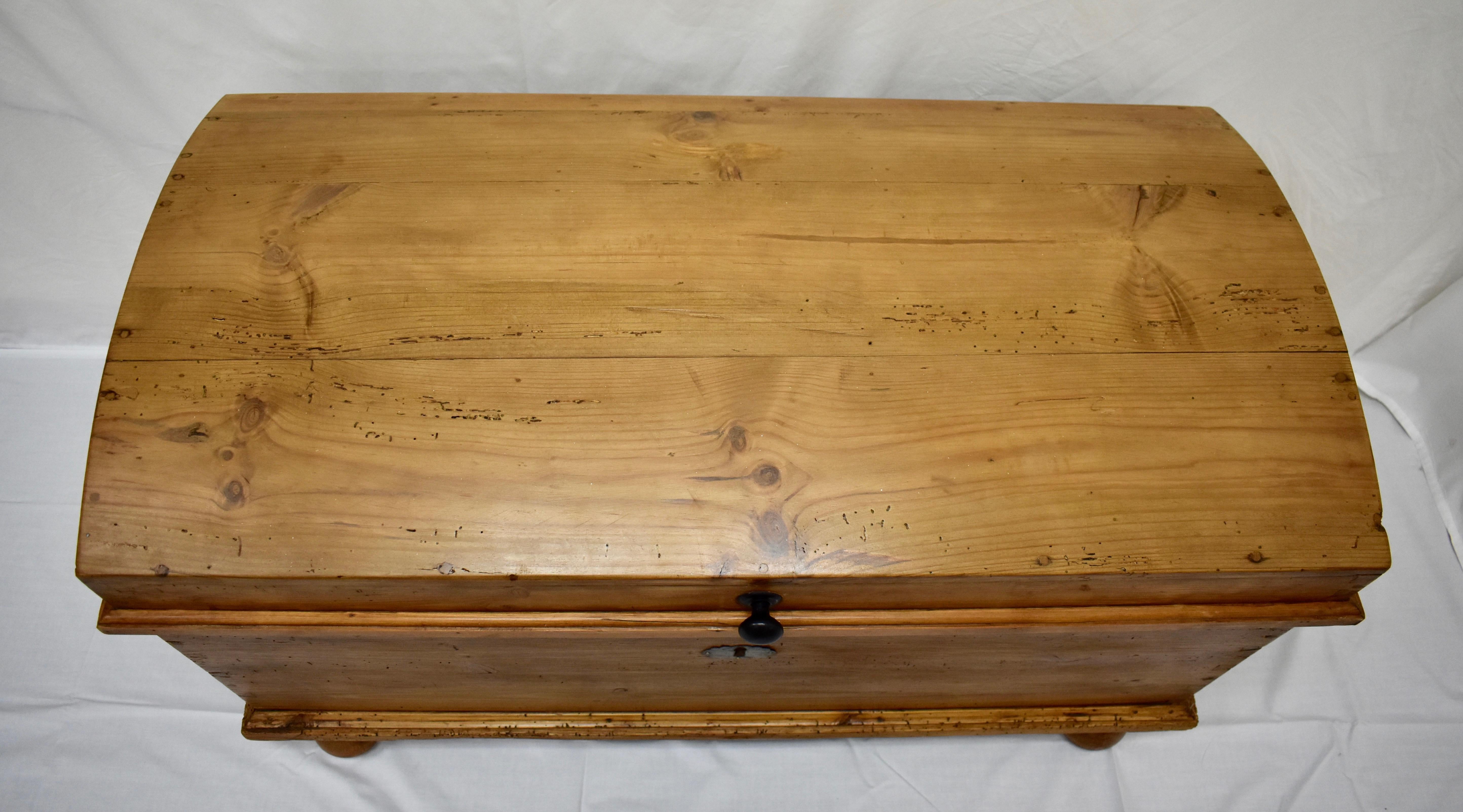 Pine Dome-Top Trunk or Blanket Chest 2