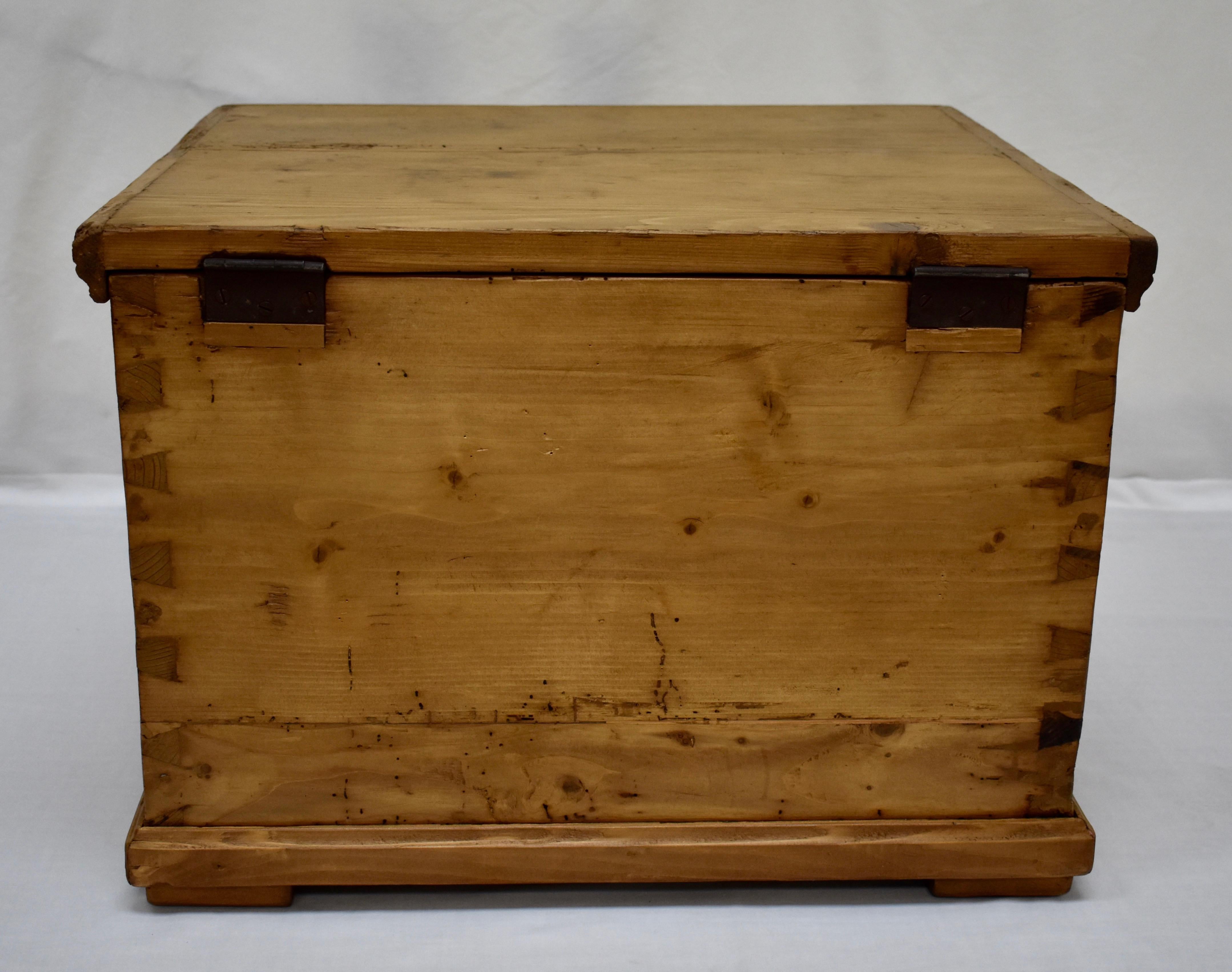 Pine Dovetailed Box 3