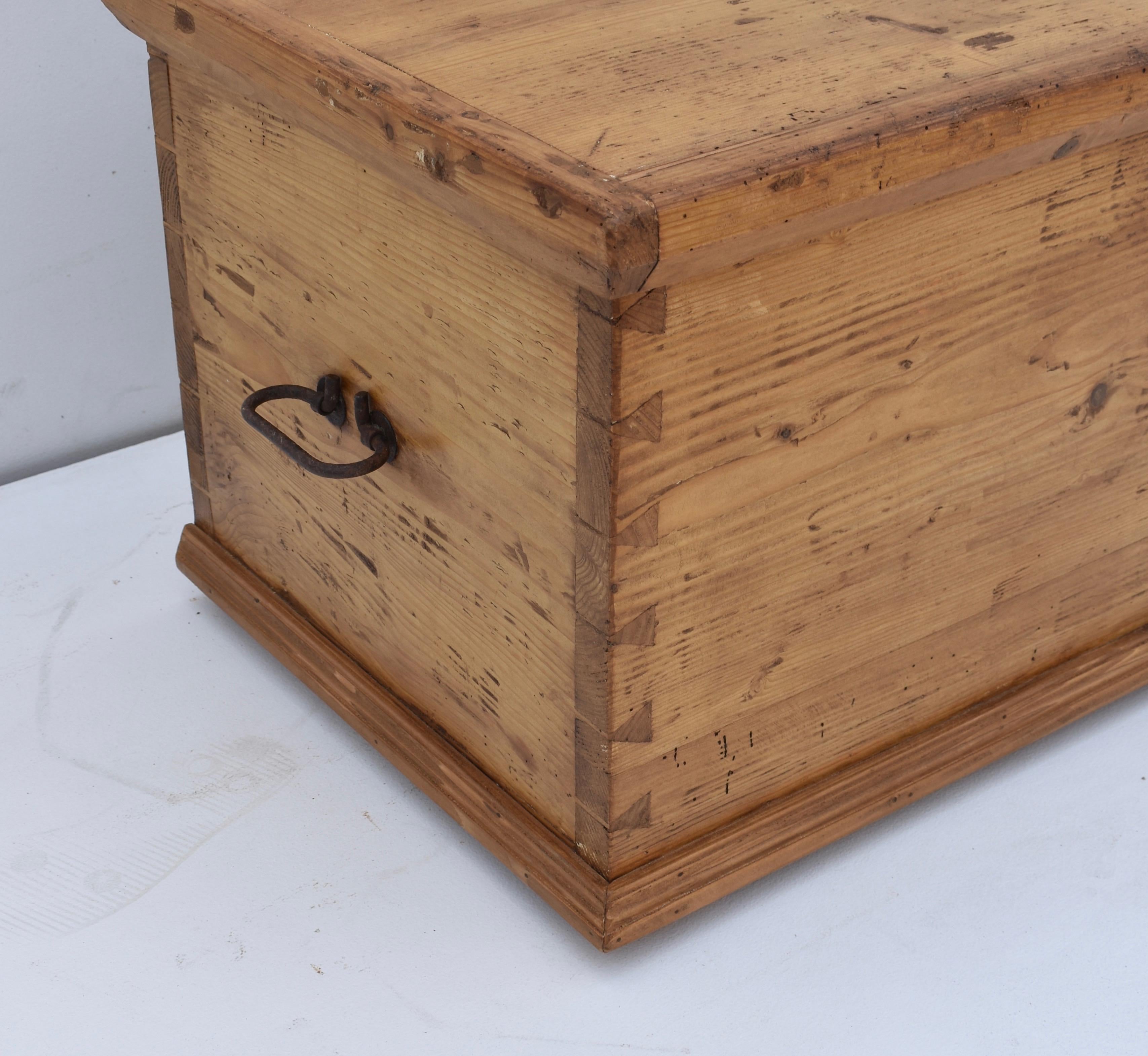 Pine Dovetailed Trunk or Blanket Chest In Good Condition In Baltimore, MD