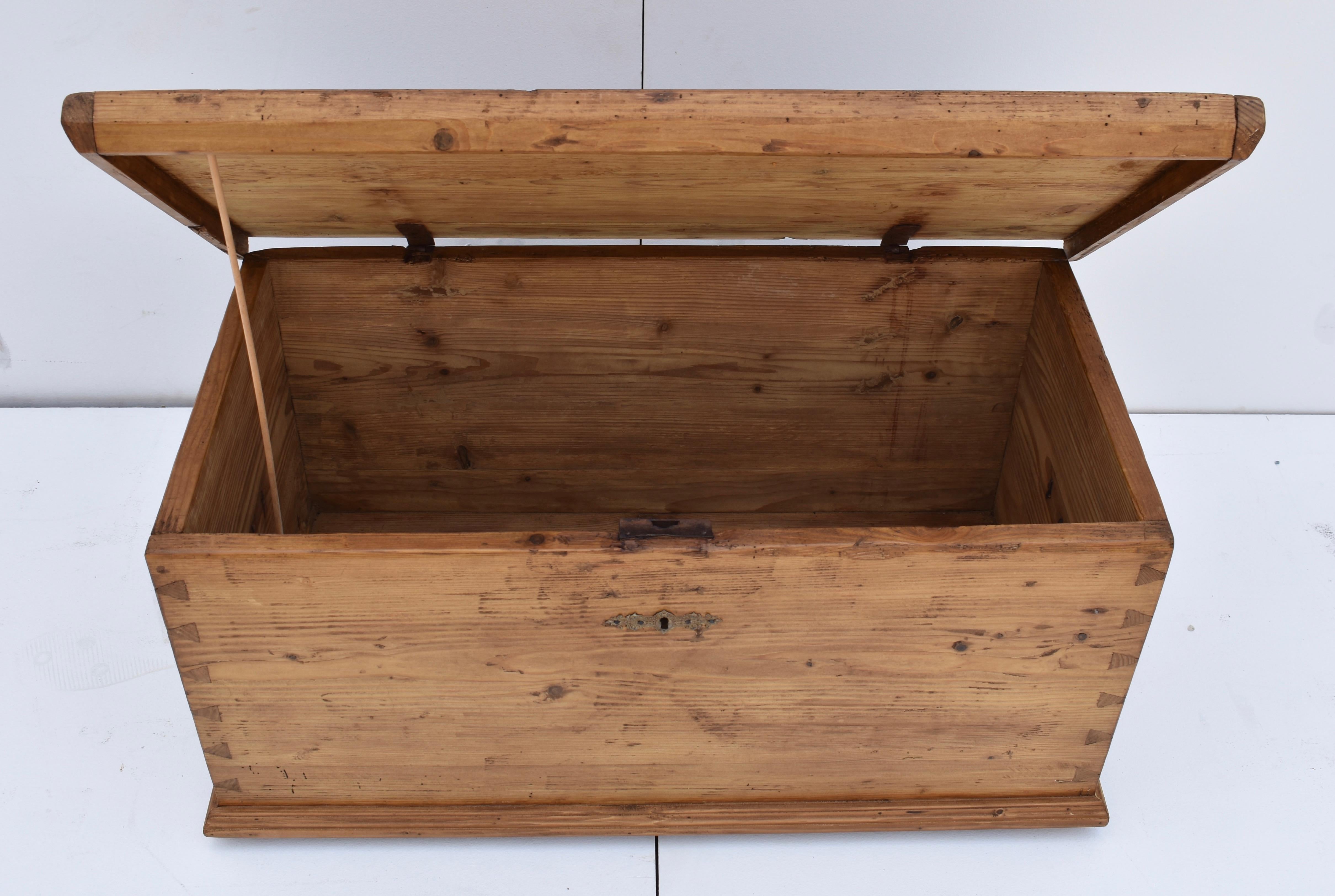 Pine Dovetailed Trunk or Blanket Chest 1