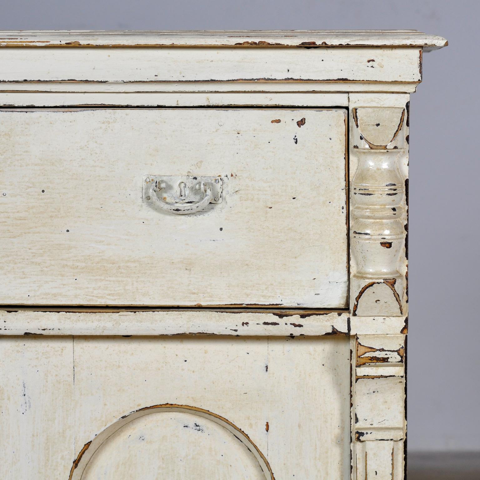 Pine dresser, 1910s For Sale 4