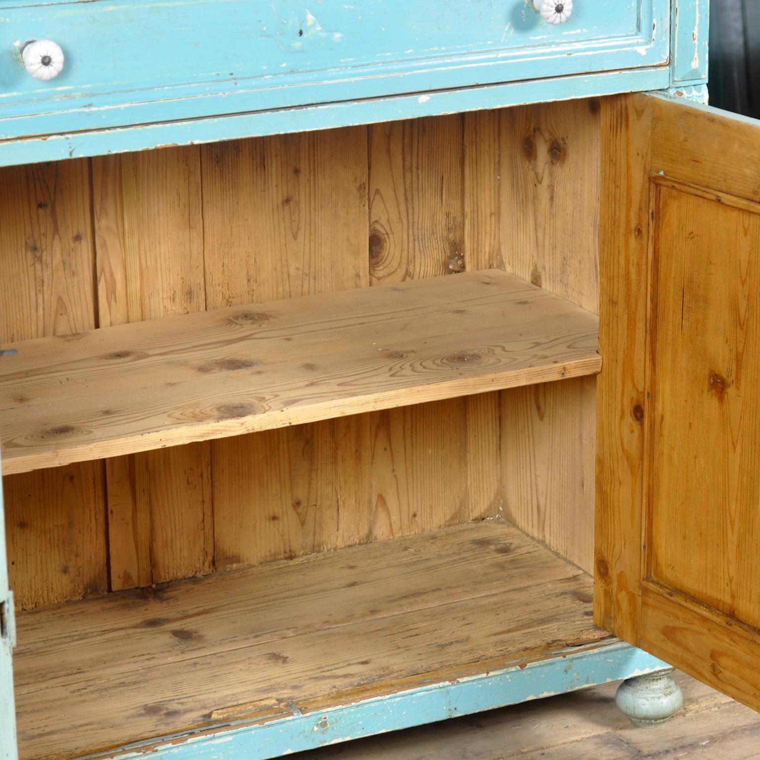 Pine dresser, 1910s In Good Condition For Sale In Amsterdam, Noord Holland
