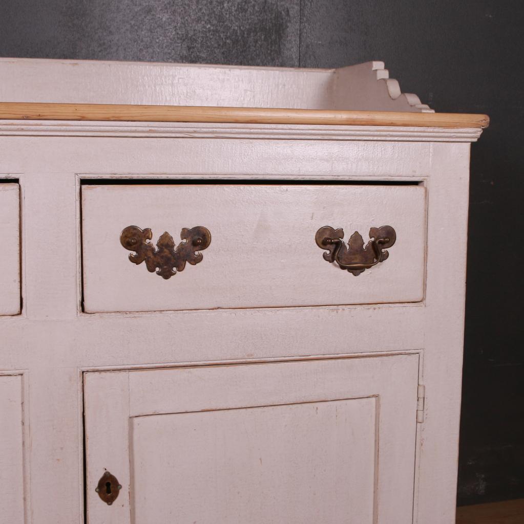 English Pine Dresser Base with Gallery Back For Sale