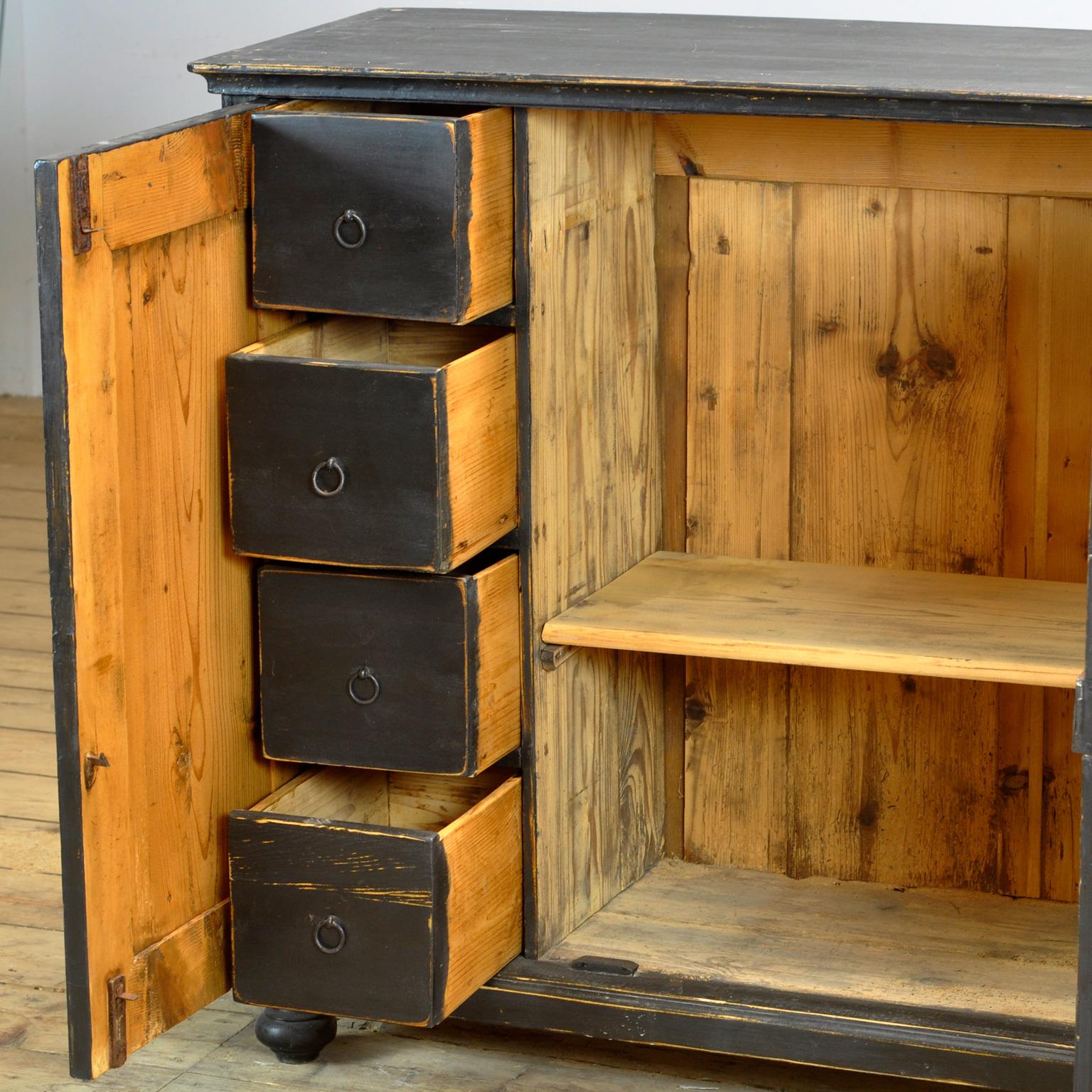 Pine dresser with 4 drawers, 1910 1