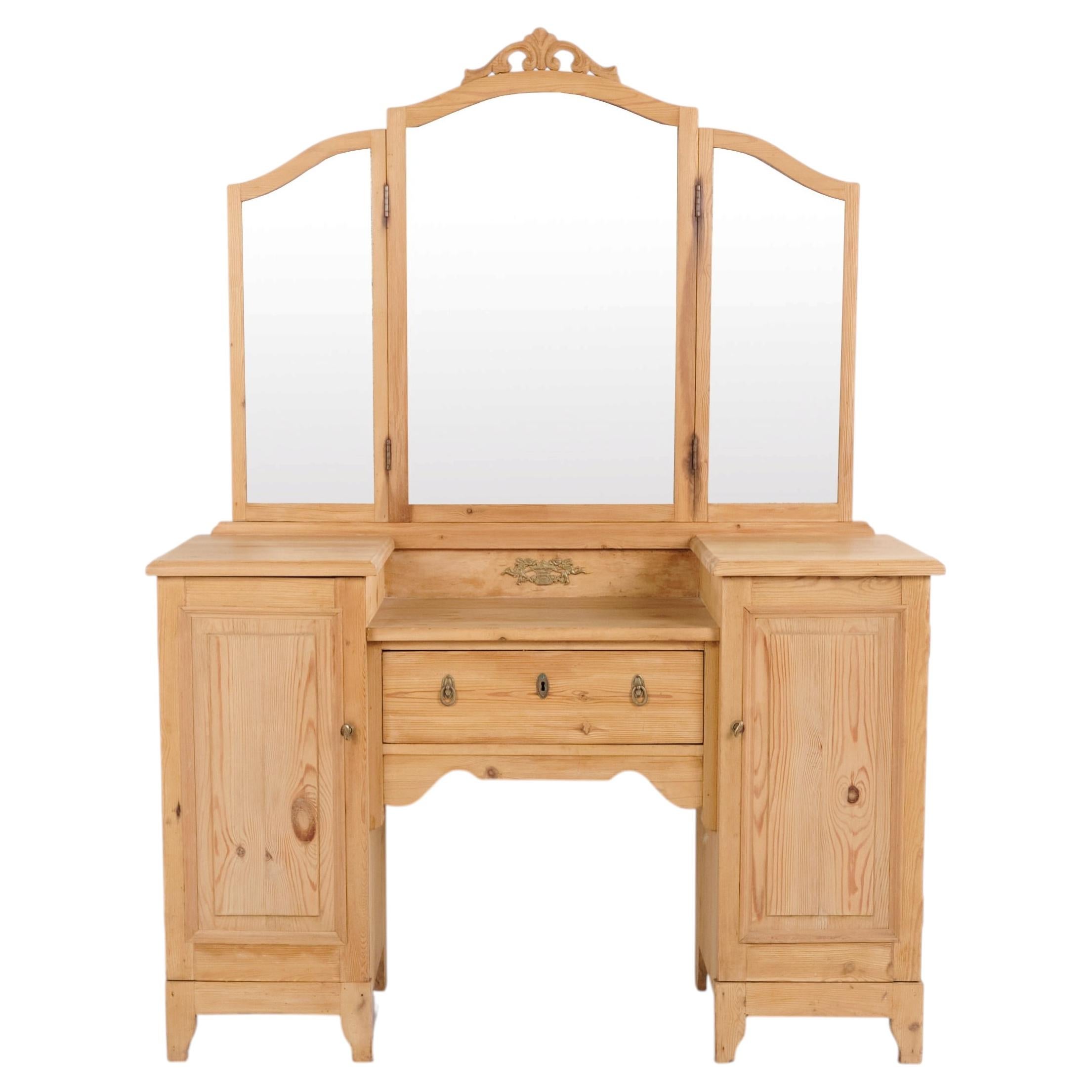What do I call a dressing table with a mirror?