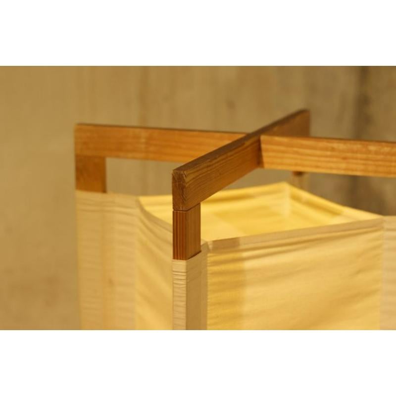 Lámpara de pie de pino de Louis Sognot, años 60

Diseño Vintage
Esta lámpara de pie de madera de pino firmada por Louis Sognot, una pieza emblemática que combina el diseño retro con una artesanía excepcional. Esta lámpara de pie encarna el