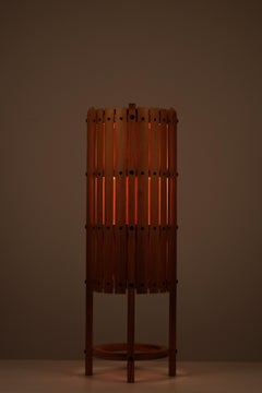 Stehlampe aus Kiefer, Schwedische Modernität, 1960er Jahre