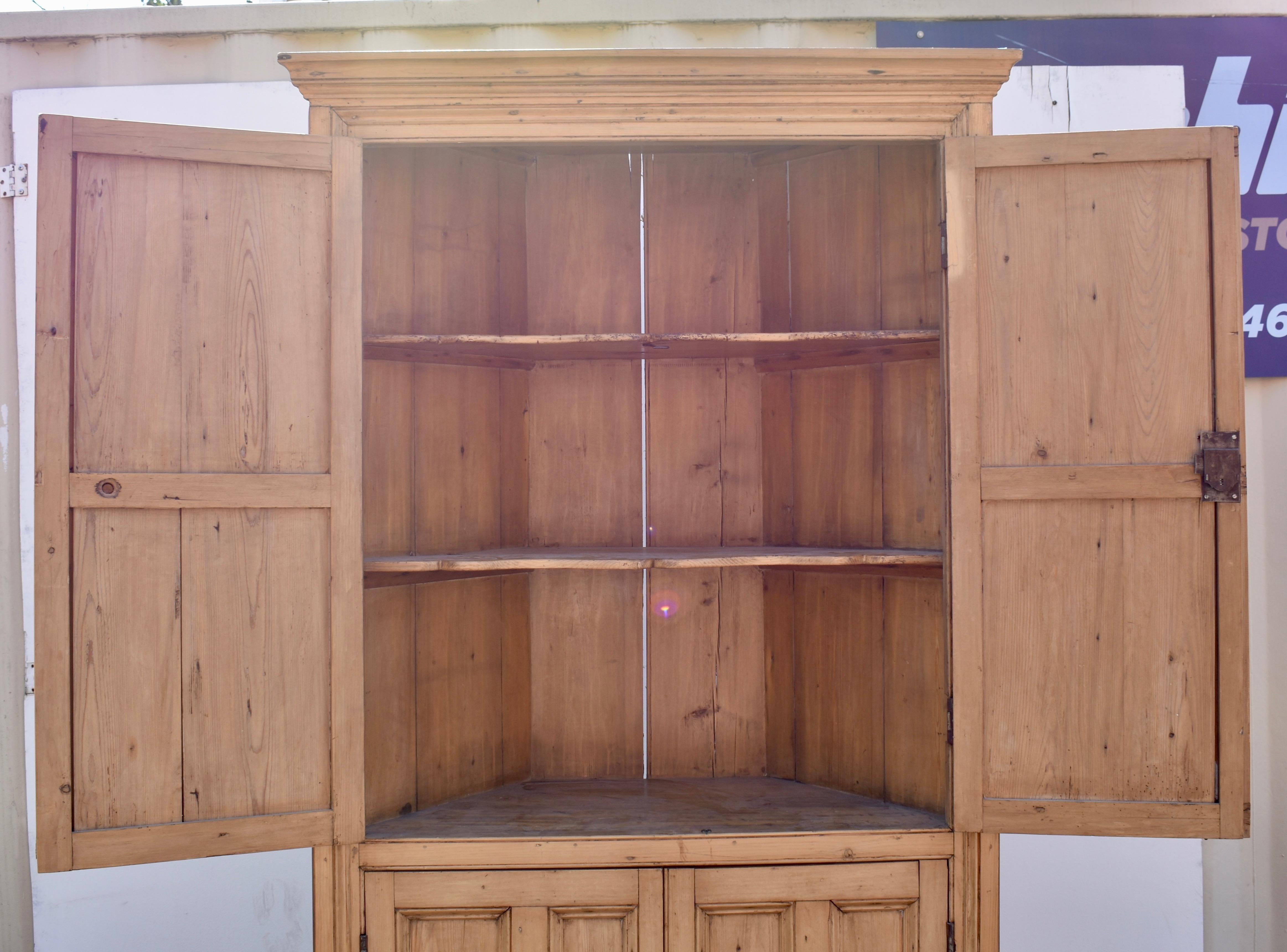 Armario Esquinero Cuatro Puertas Pino en venta 6