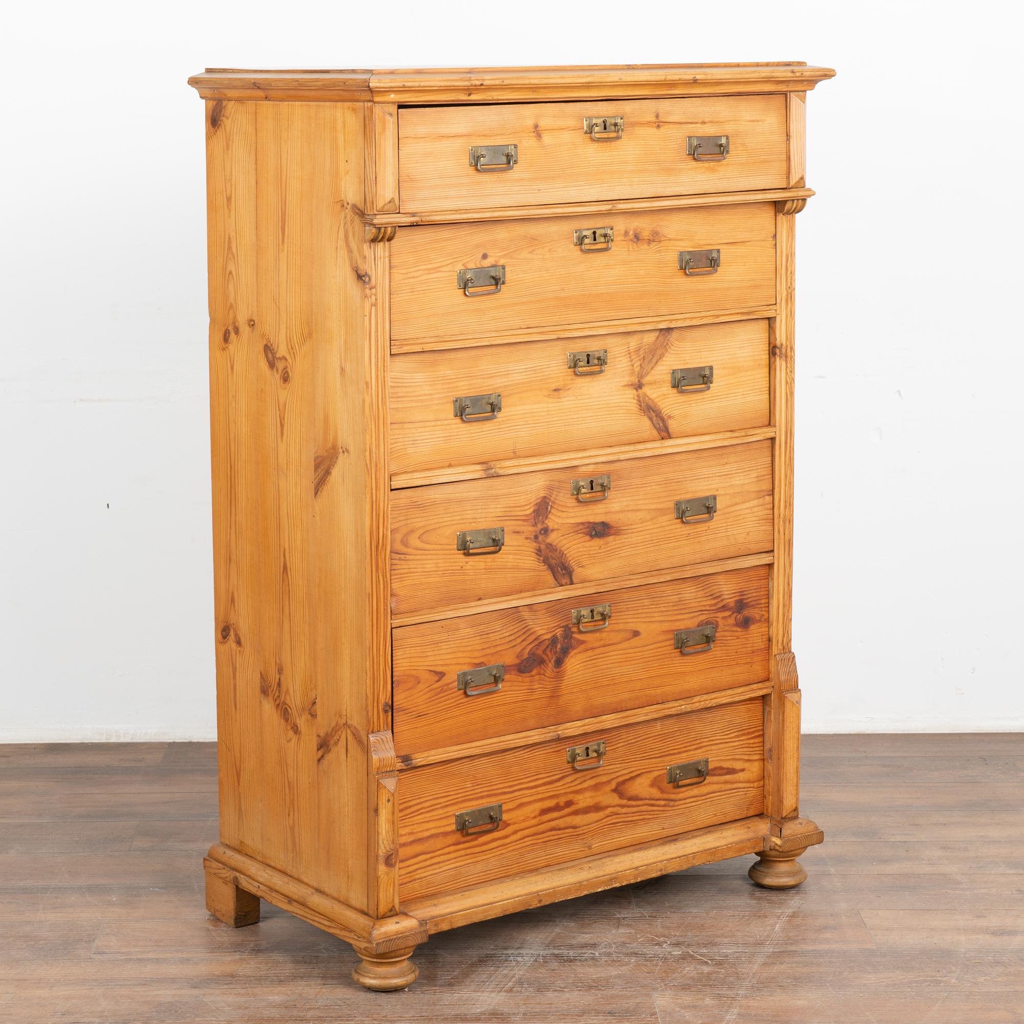 This antique pine chest of drawers or 