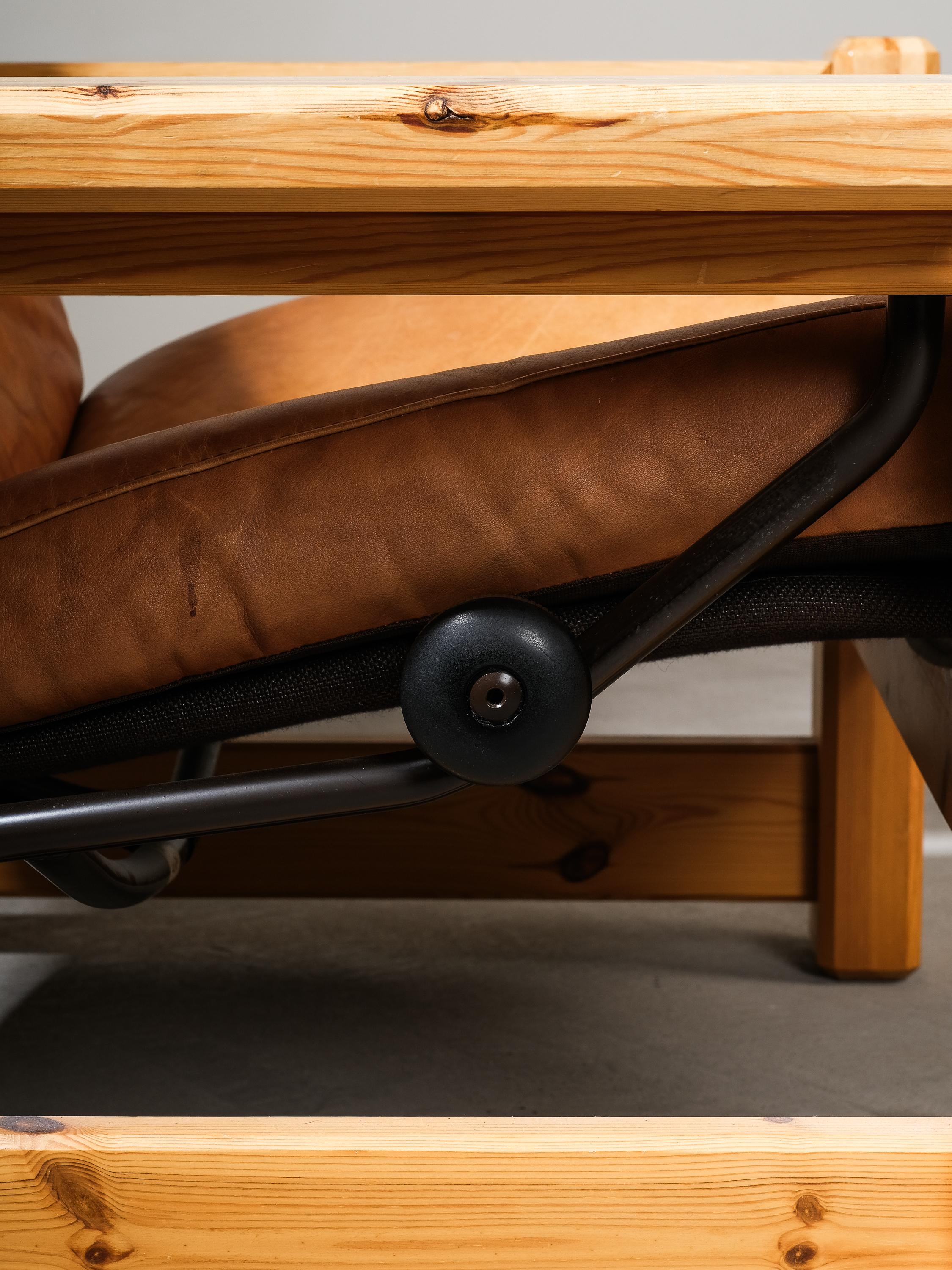 Pine & Leather Reclining Lounge Chair with Ottoman, Norway, 1970s 4