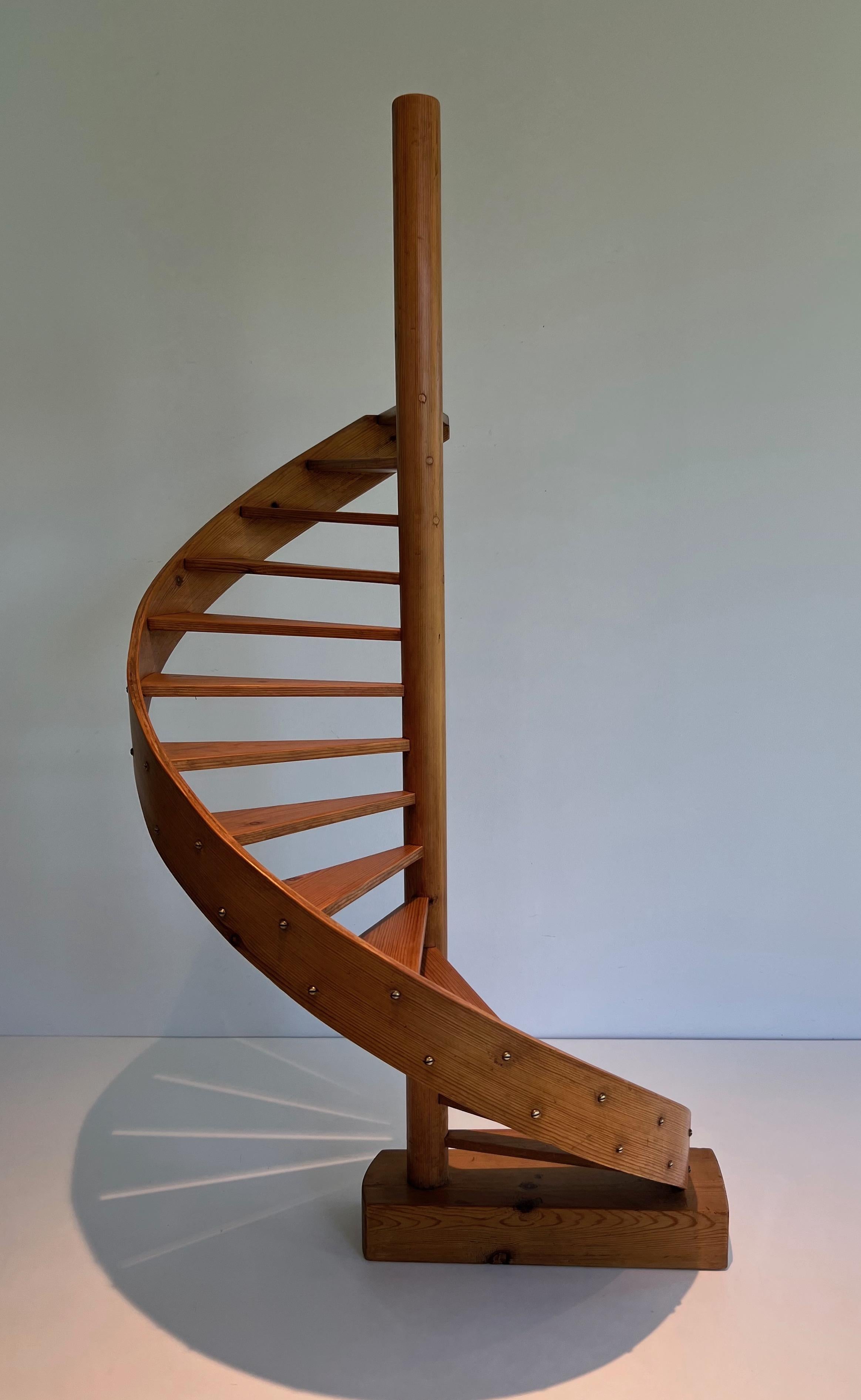 Pine Master Staircase  For Sale 10