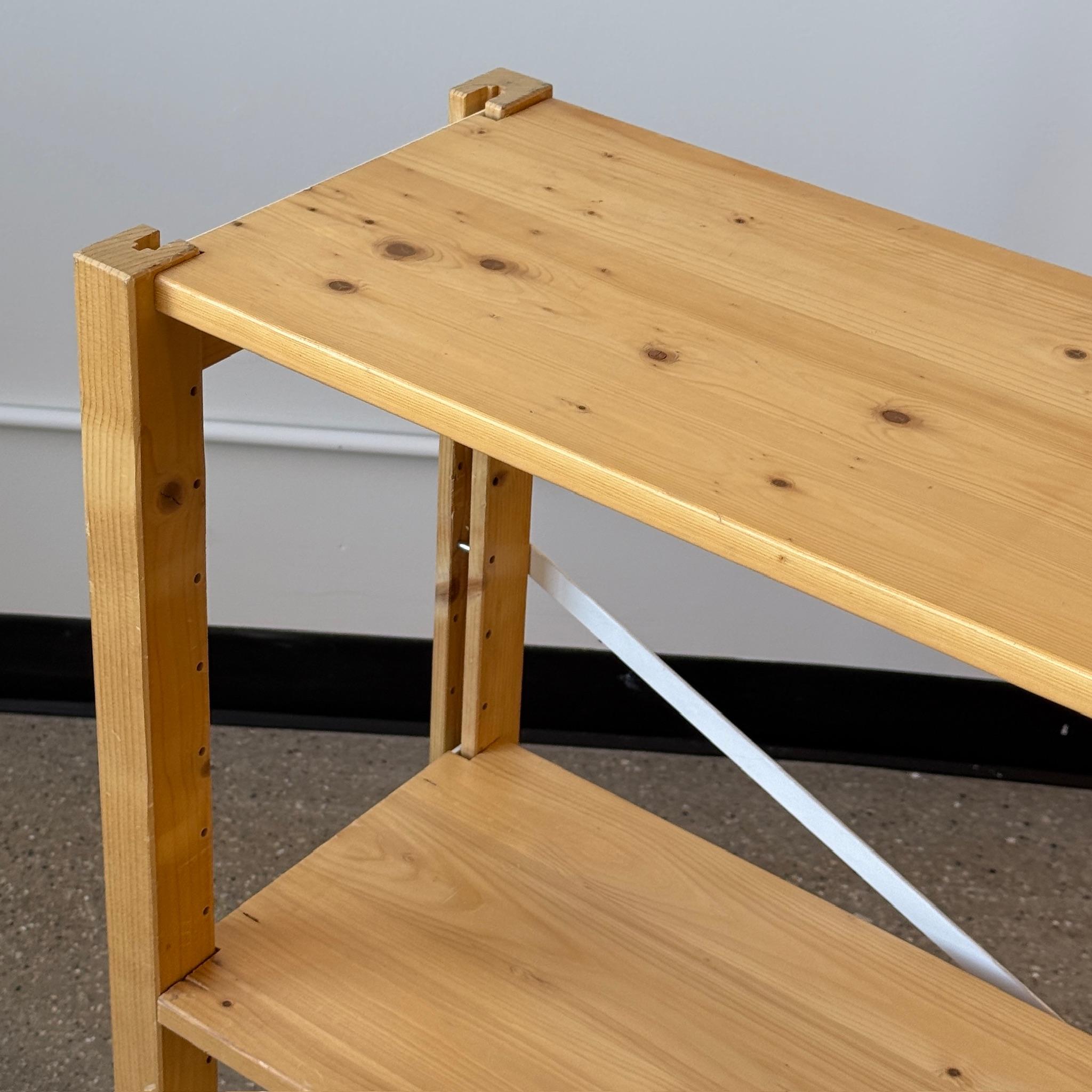 Late 20th Century Pine Modular Shelving Unit by Lundia For Sale