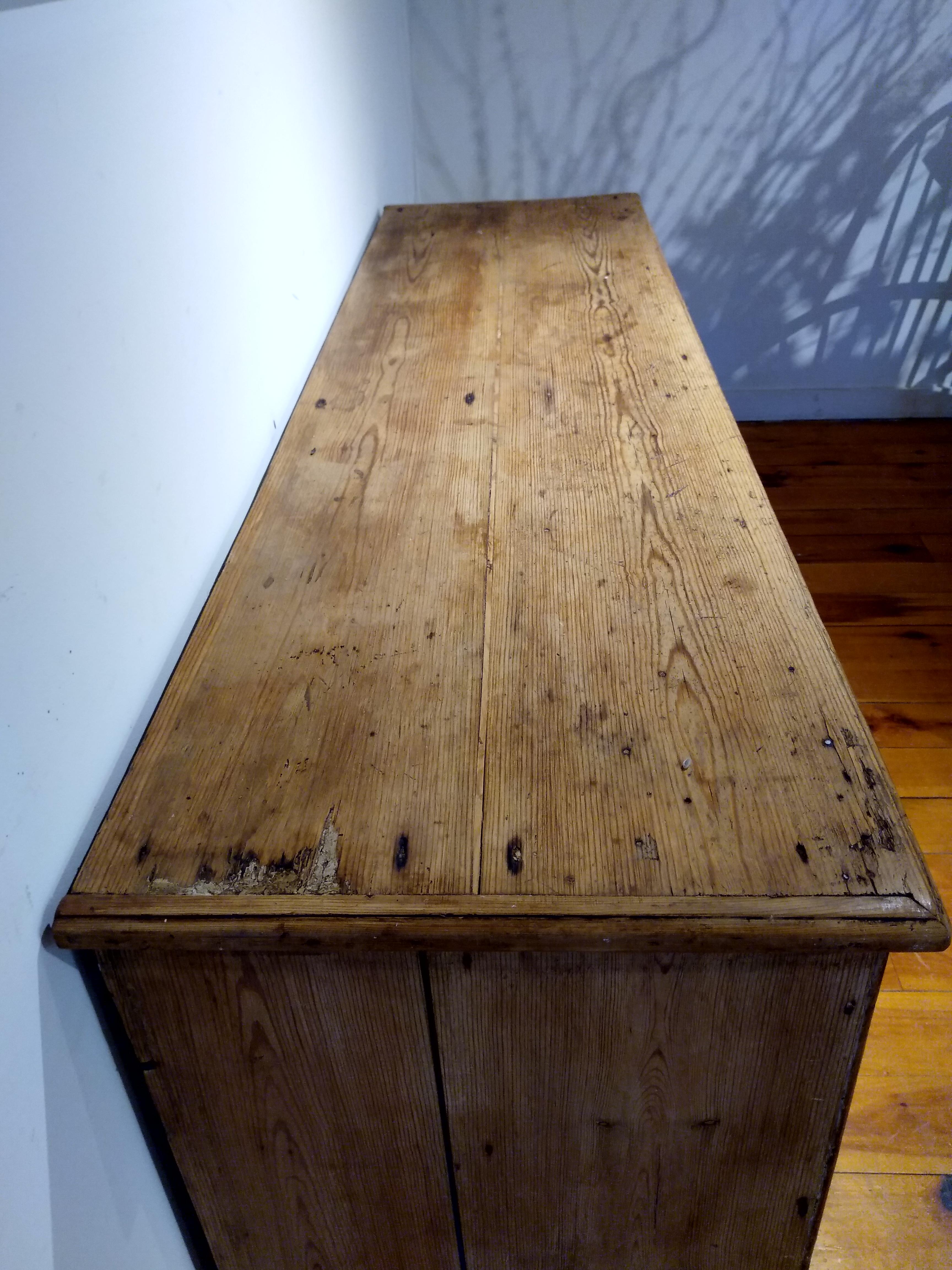Pine Multi-Drawer Dresser Base In Distressed Condition In Sheffield, MA