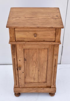 Pine Nightstand with One Door and One Drawer