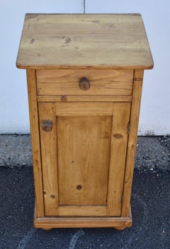 Pine Nightstand with One Door and One Drawer
