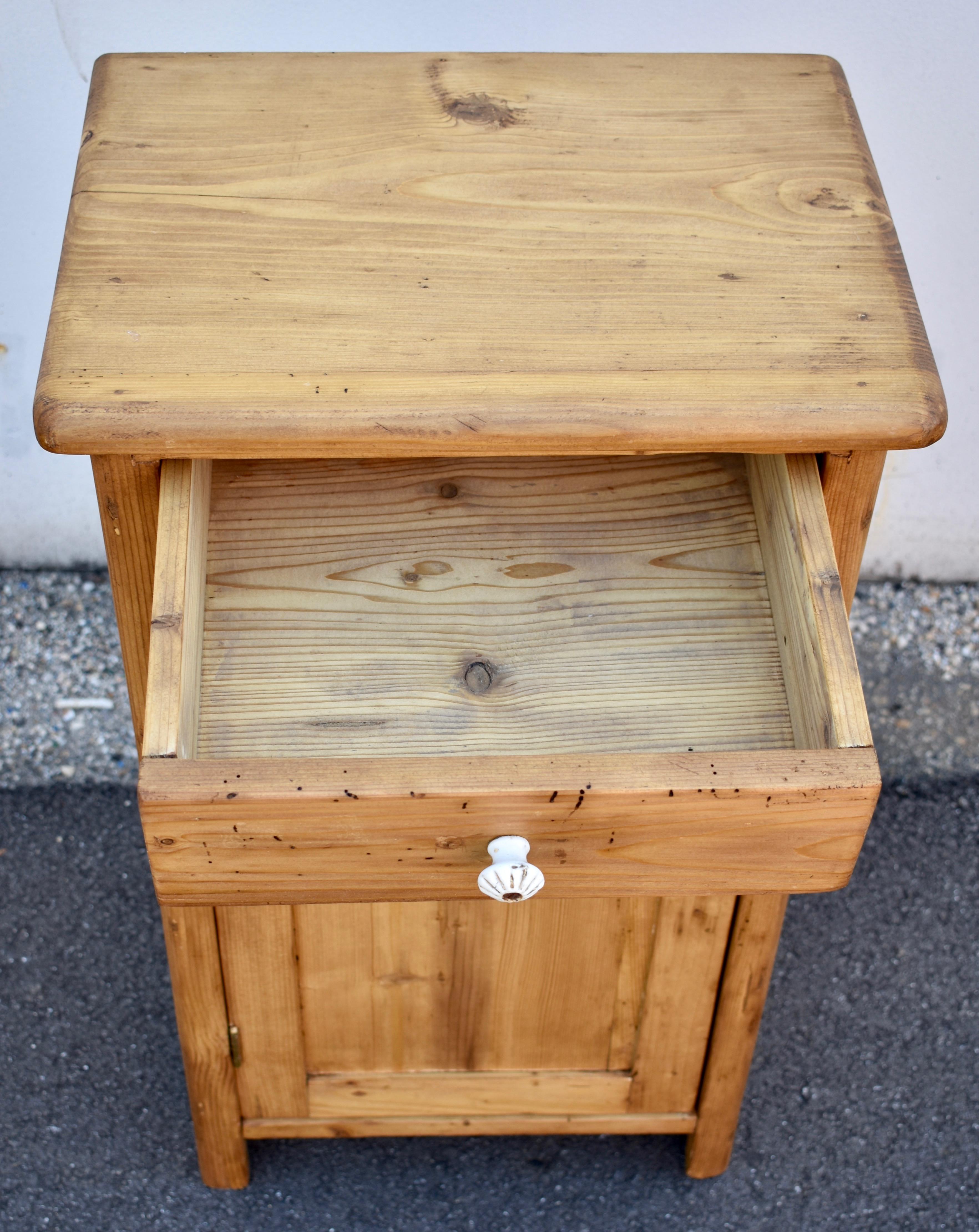 Early 20th Century Pine Nightstand with One Door and One Drawer