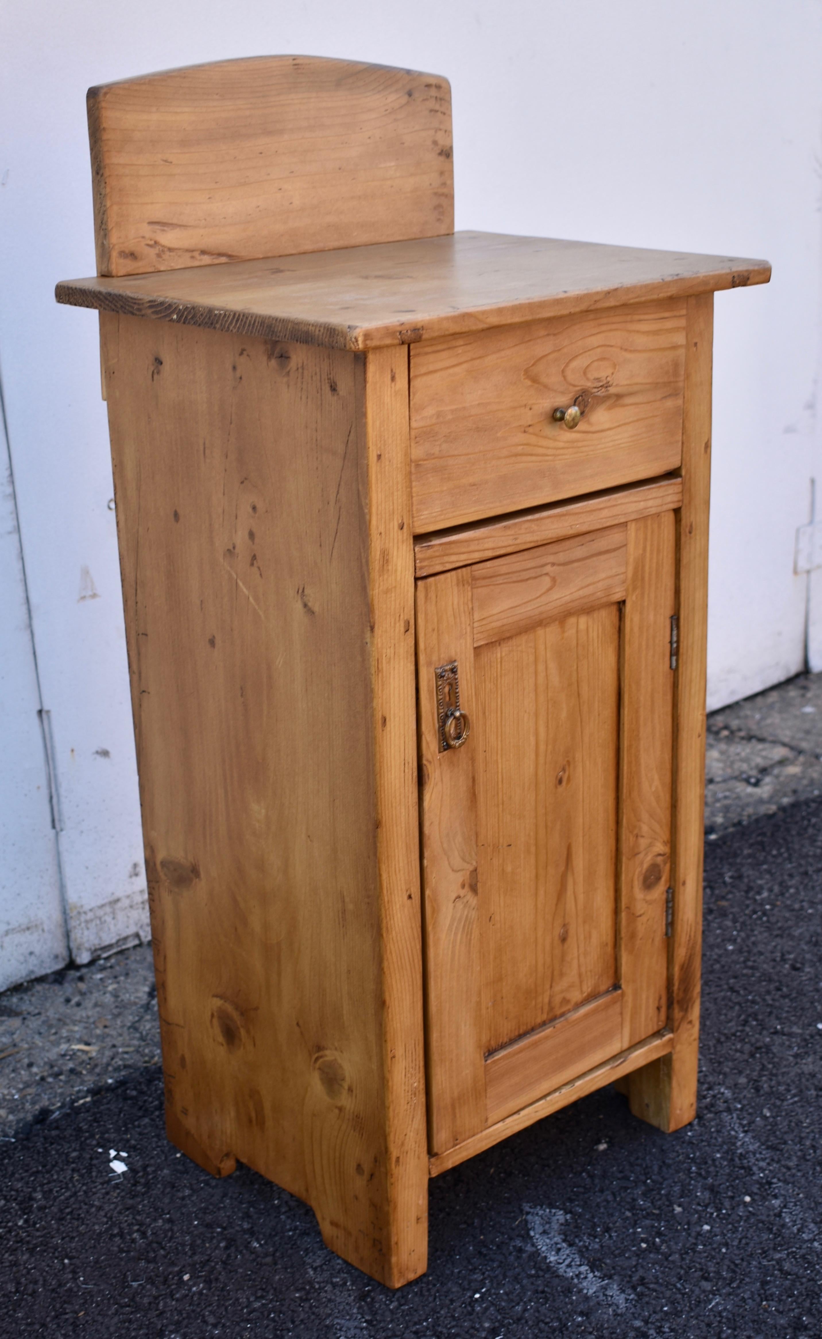 Country Pine Nightstand with Removable Splashback For Sale