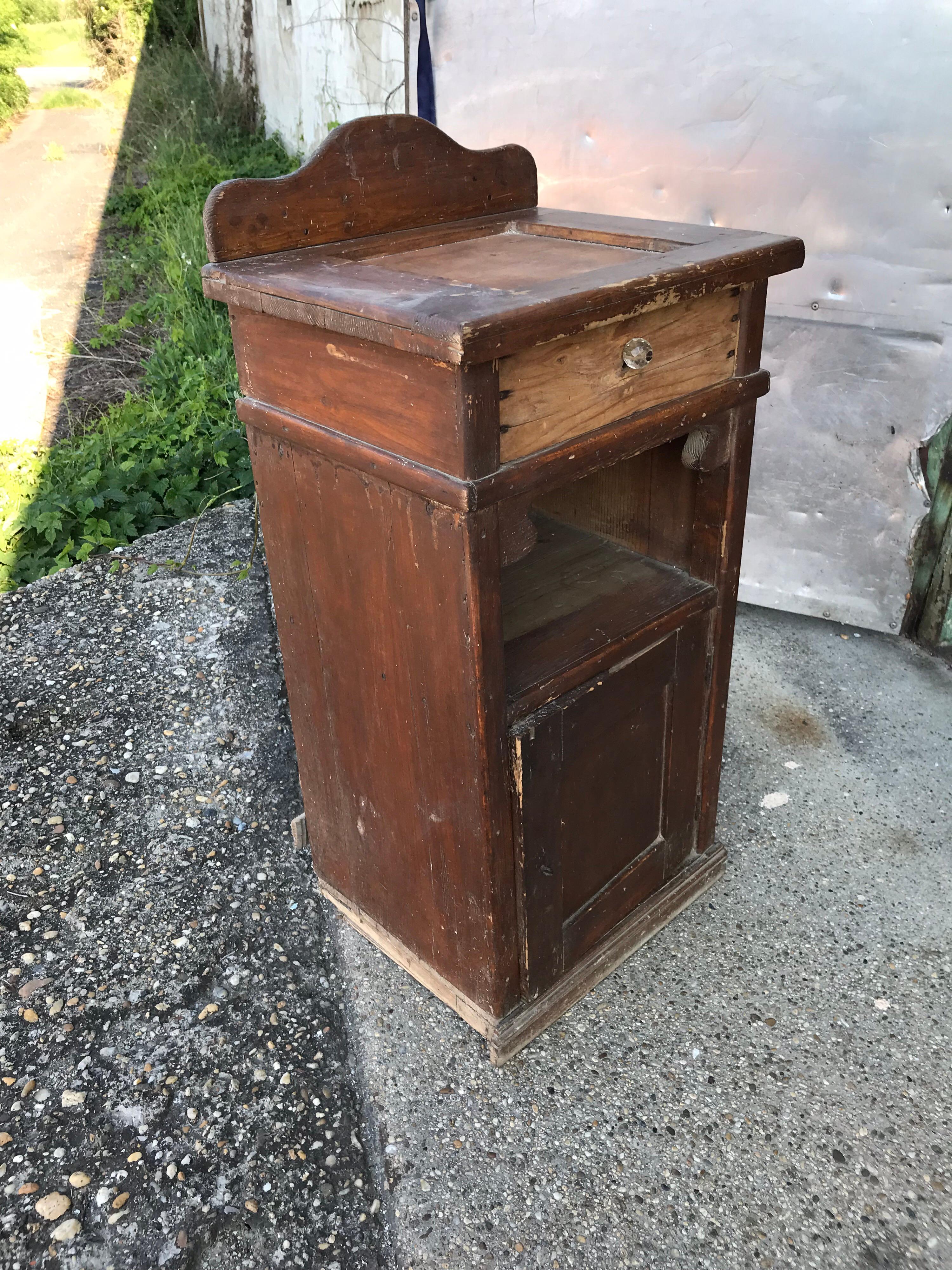 Early 20th Century Pine Nightstand, circa 1900s For Sale