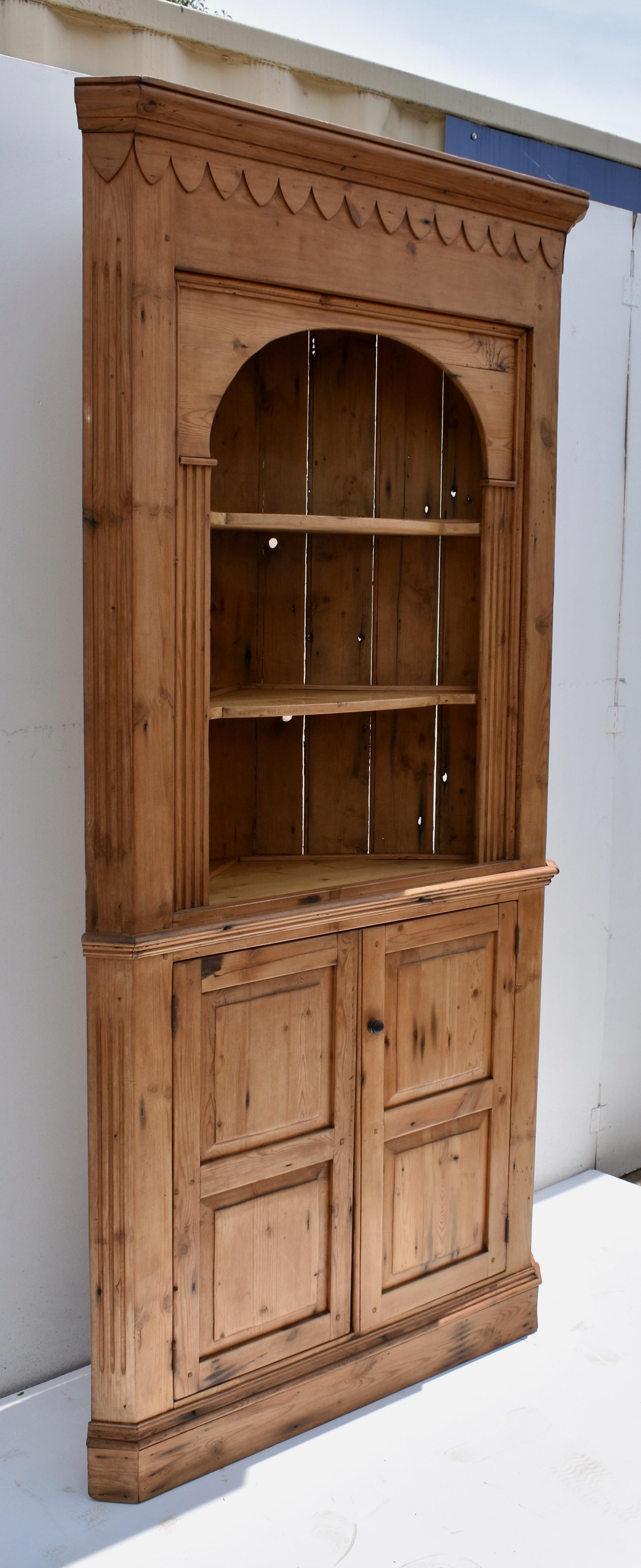 Country Pine One Piece Open Corner Cupboard