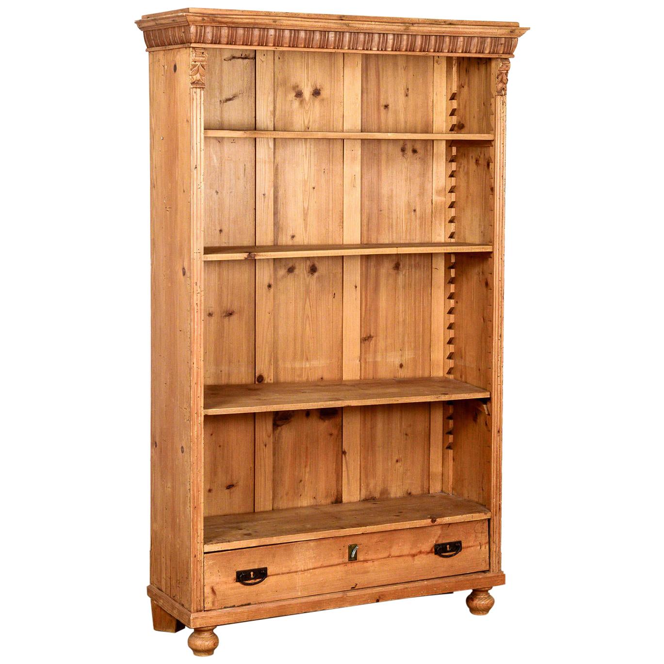 Pine Open Shelving or Bookcase with Drawers, 20th Century For Sale at