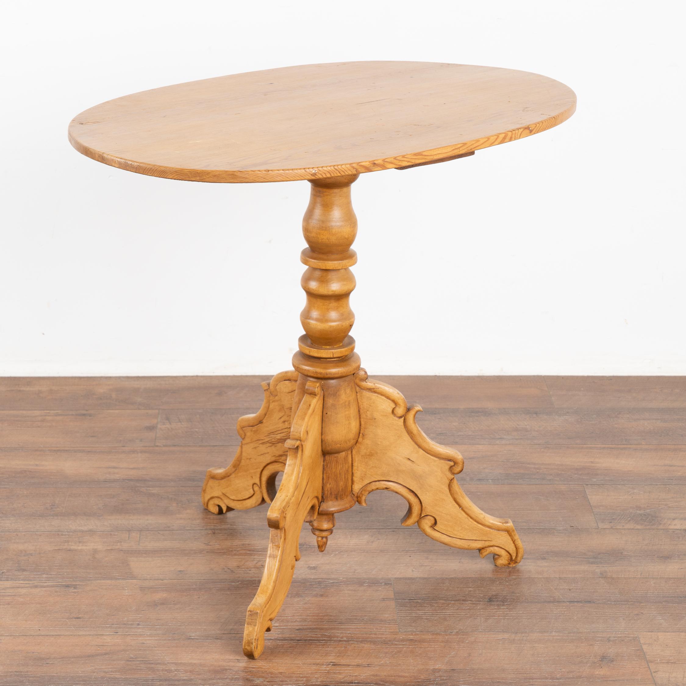 Pine Oval Tea or Pedestal Side Table, Sweden circa 1860-80 4
