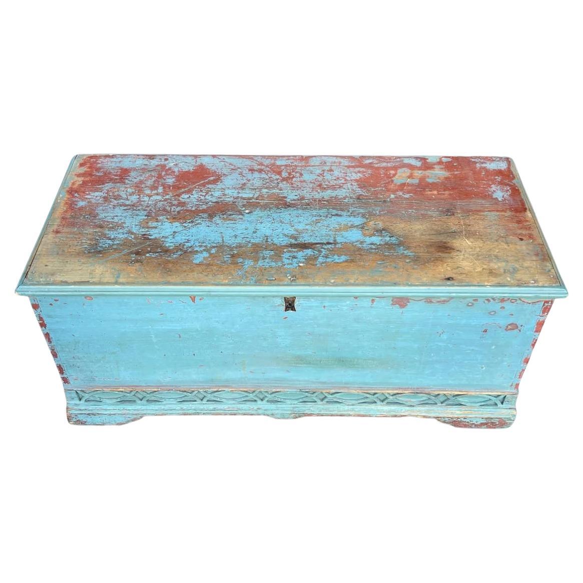 Pine painted 19th century blanket chest with fretwork base on base For Sale