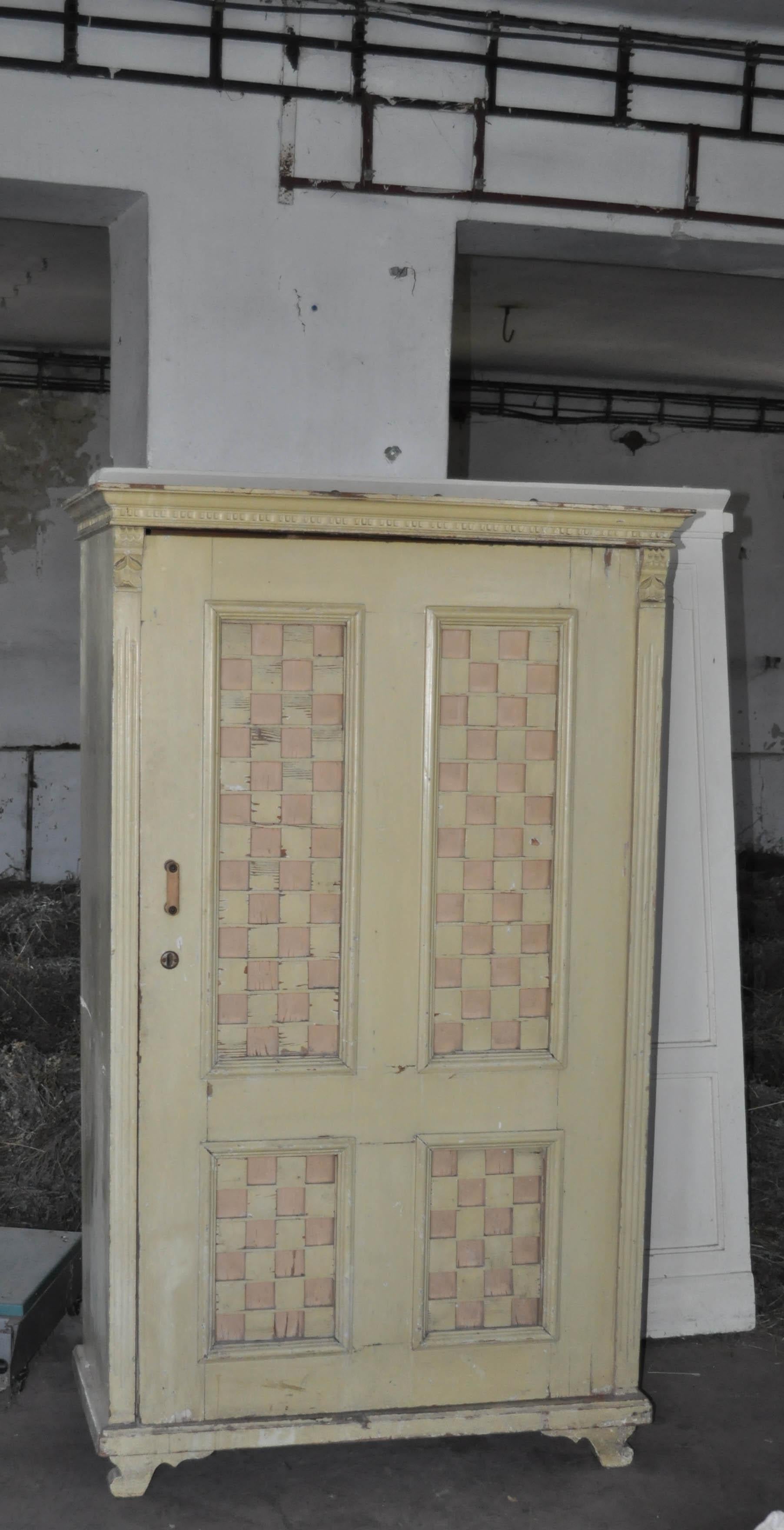 Pine painted antique armoir.
Small pine painted armoire, circa 1890.
This is a small and attractive pine armoire with a very interesting design.
It can be the exciting dash of color of the living room, children’s room.
Style: Old