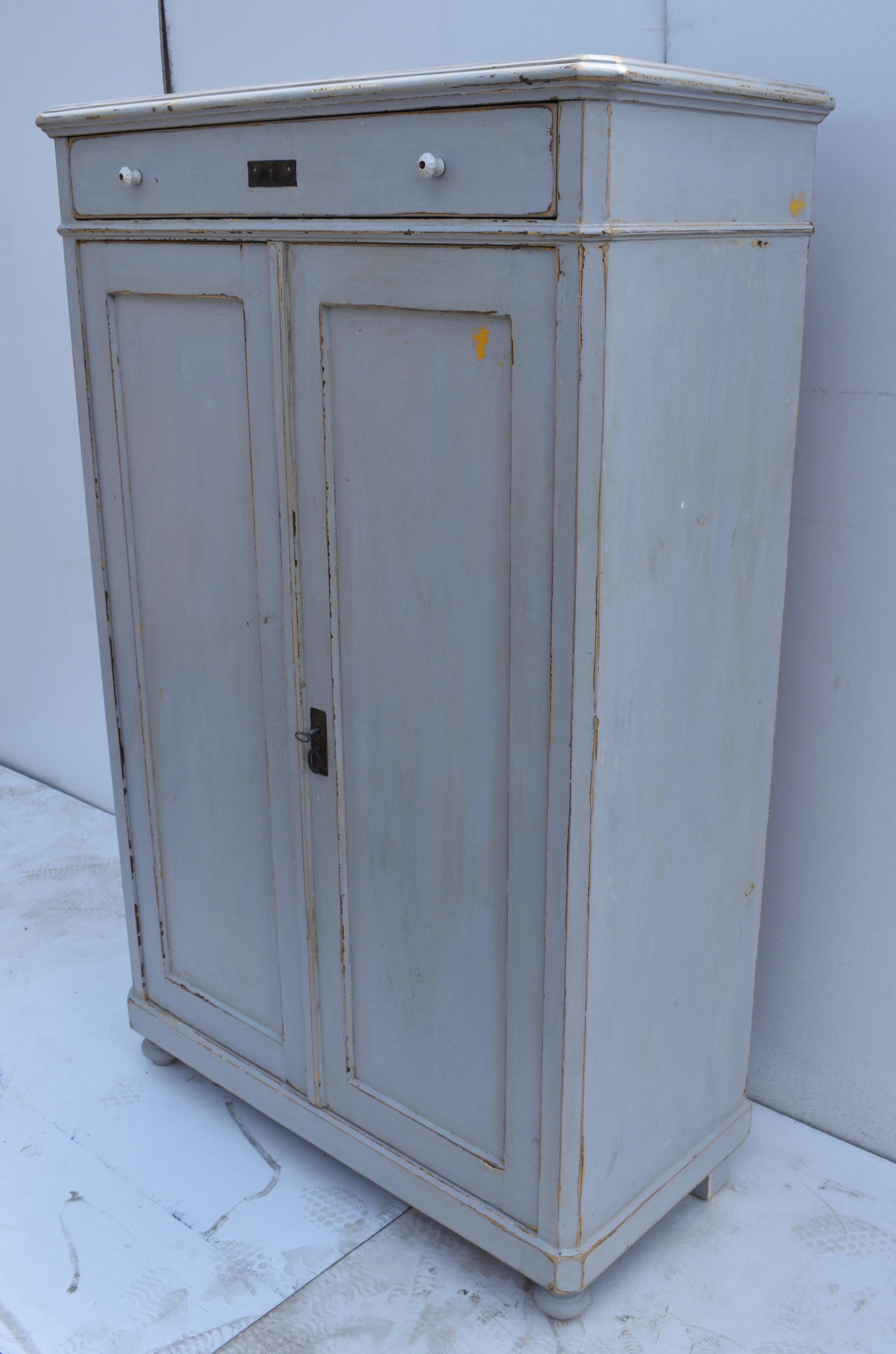 Pine Painted Linen Cabinet In Good Condition In Baltimore, MD